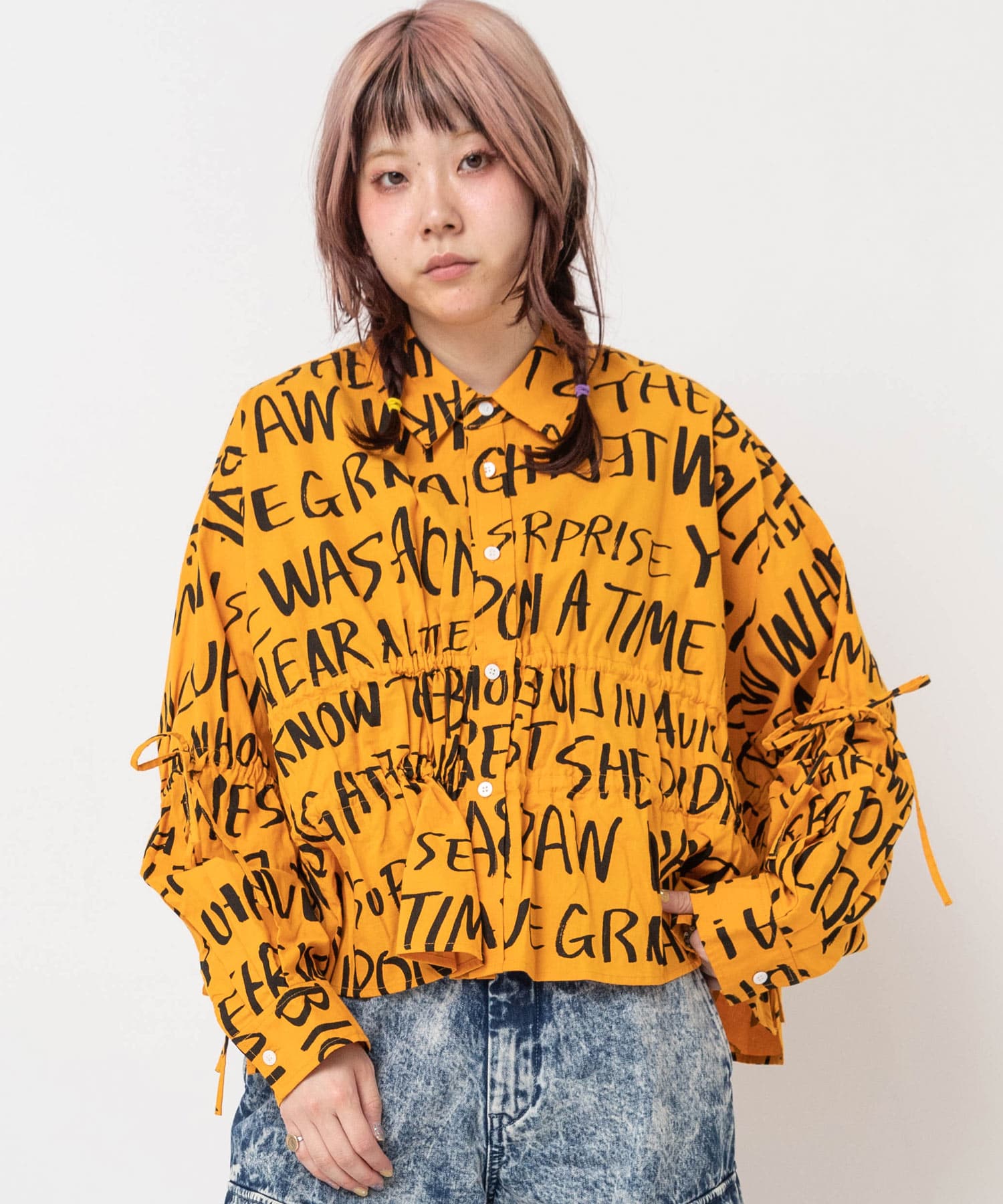 B2793 ワード総柄シャーリングシャツ