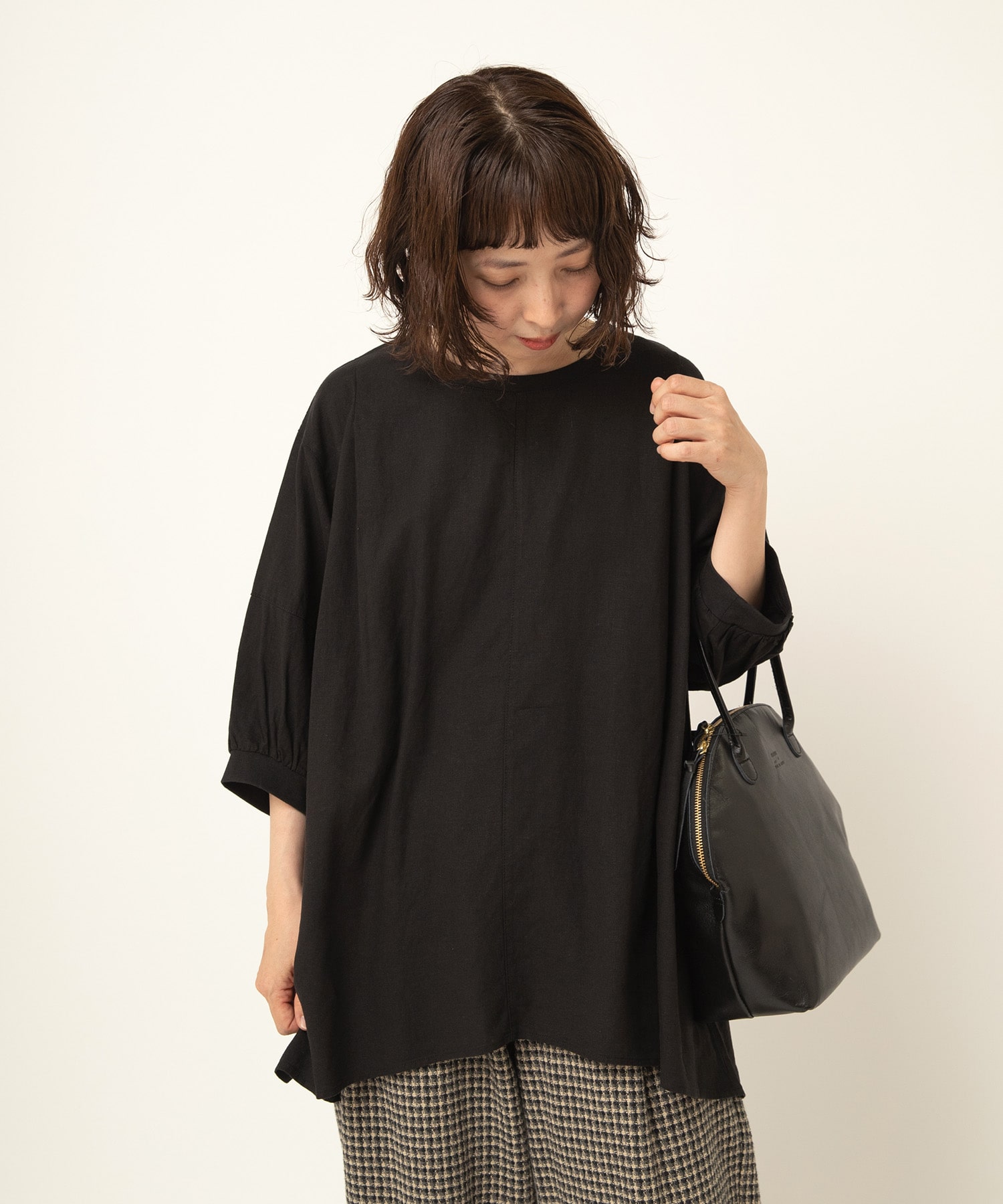 B2891 リネンレーヨンＡラインブラウス