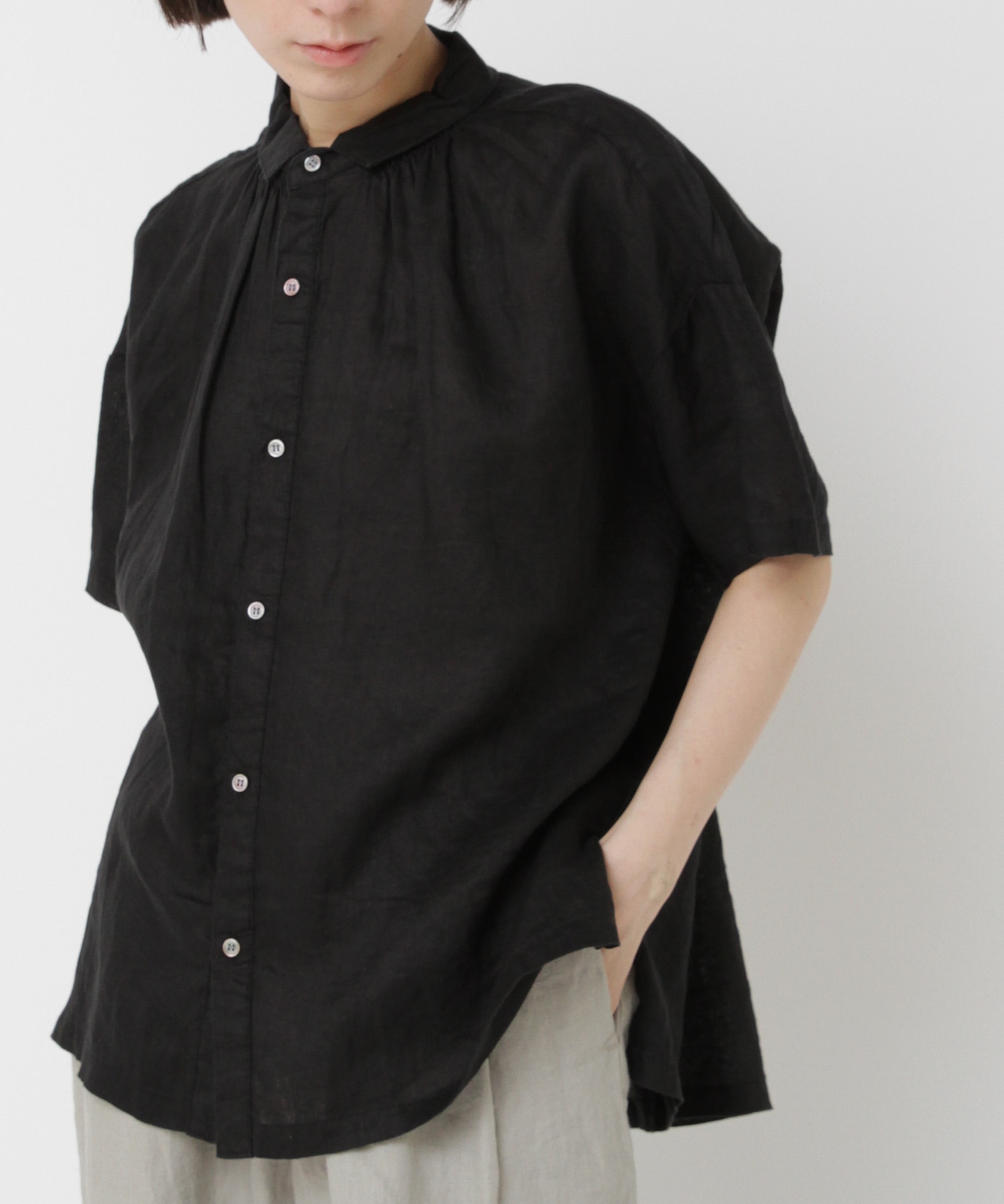 B2909 リネンスモールカラーシャーリングシャツ