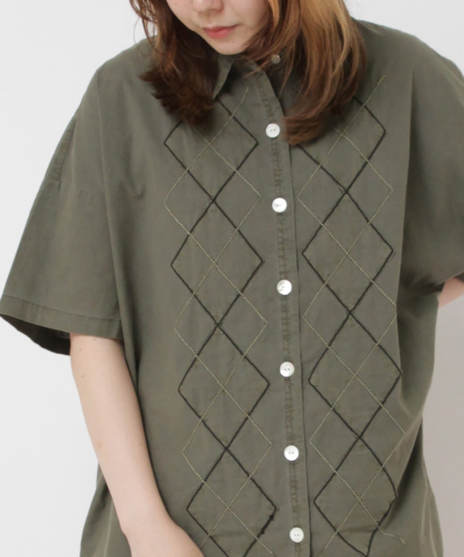 B2923 アーガイルステッチシャツ