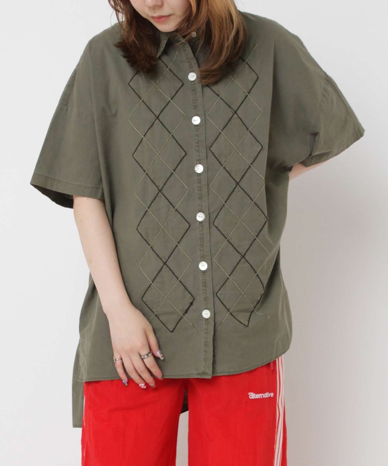 B2923 アーガイルステッチシャツ