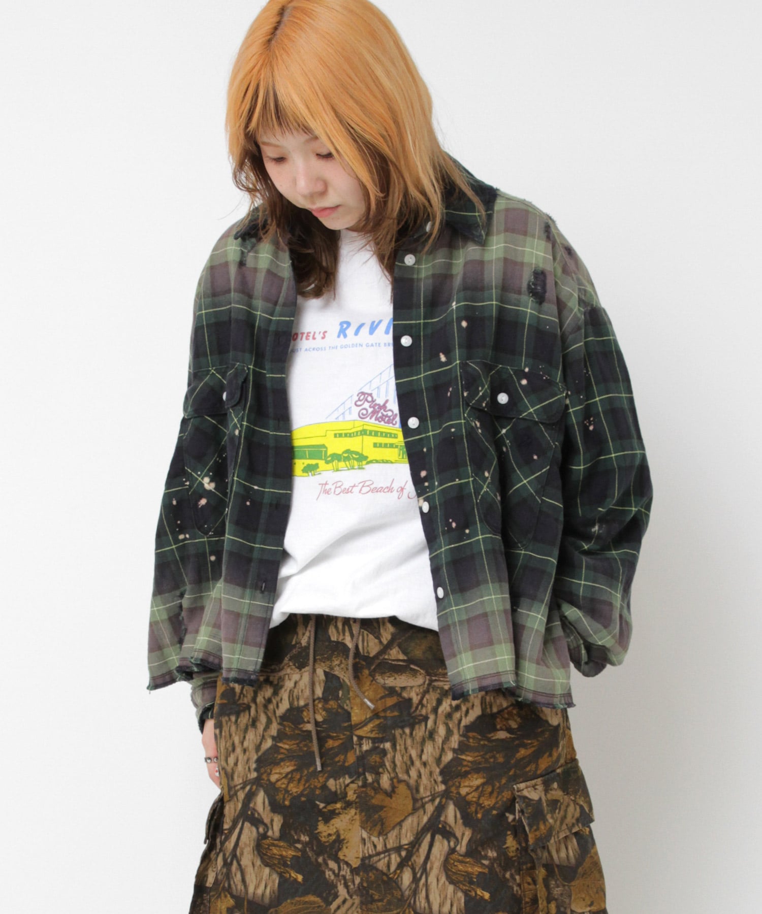 極美品 RNA-N アールエヌエーエヌ 植物柄シャツ 長袖 24AW 秋物 極美品 RNA-N アールエヌエーエヌ 植物柄シャツ 長袖 24AW 秋物