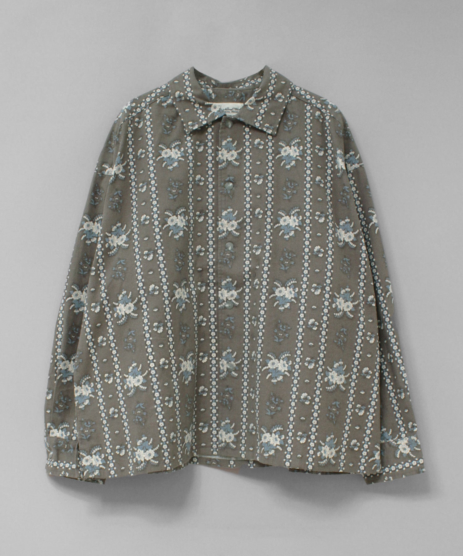 B2937 フラワーストライプブルゾンシャツ