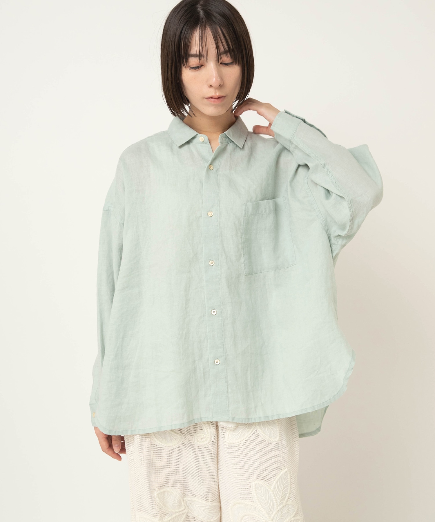 B2938 スクエアカラーラミーシャツ