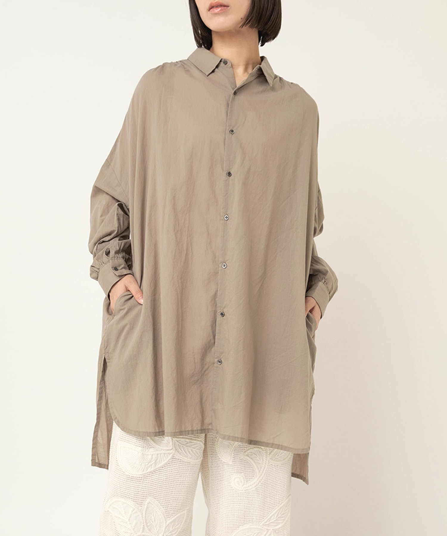 B2939 コットンセレブロングシャツ