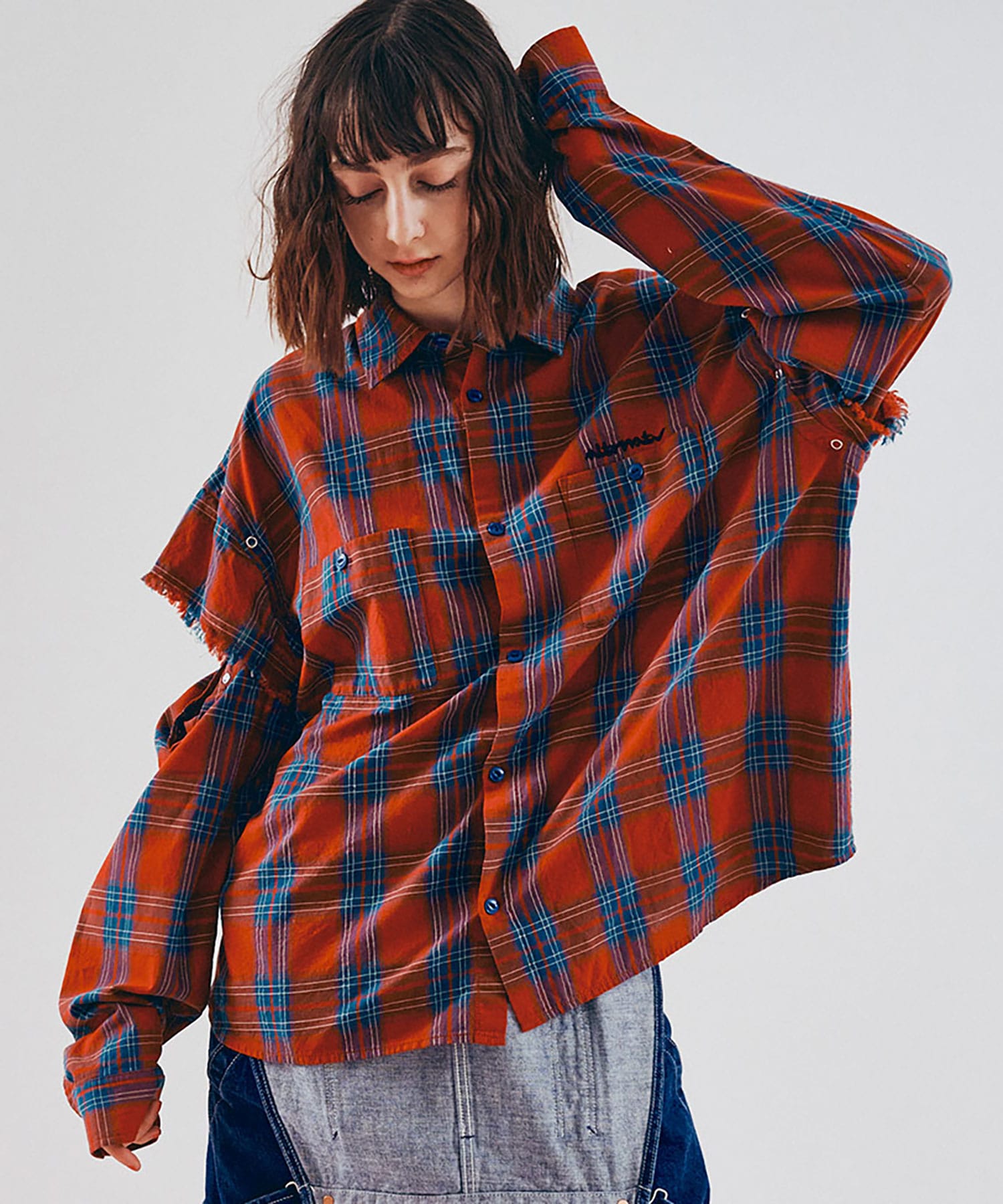 【2月下旬納期】B2941 レイヤードスリーブチェックシャツ