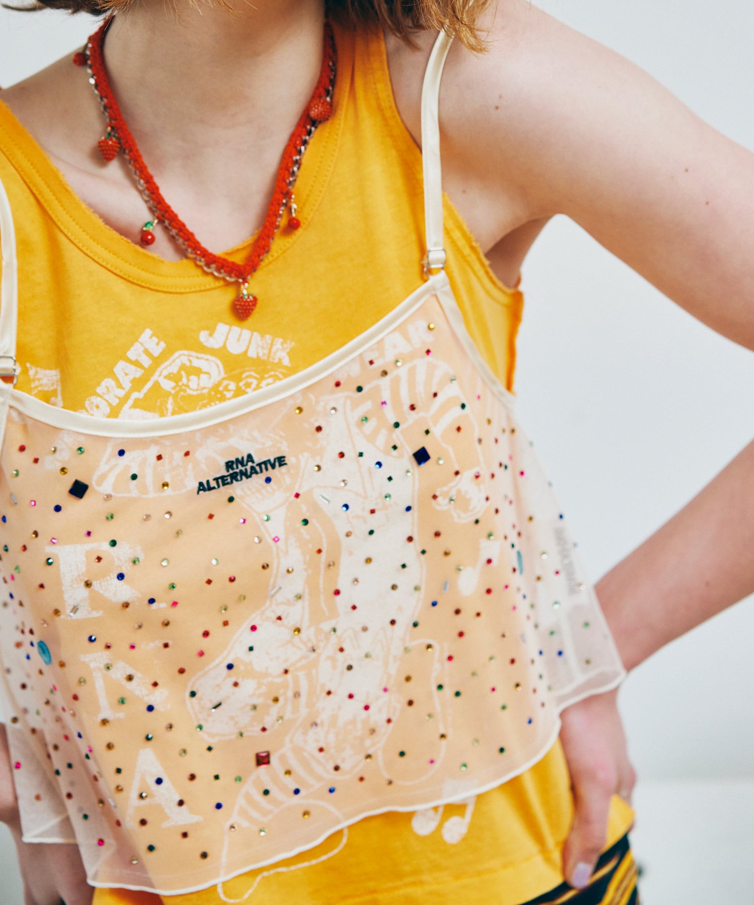 B2974 トゥインクルハーフキャミ