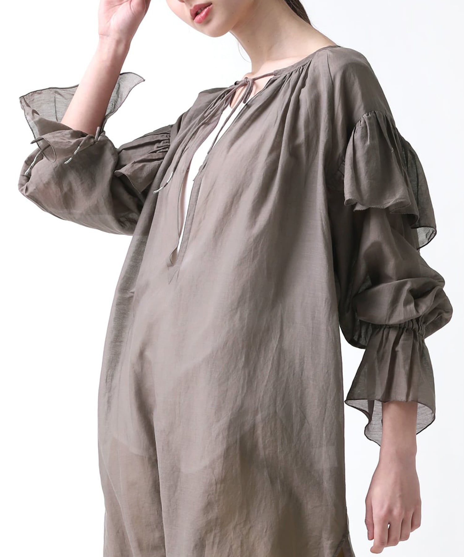 D1514 ヴィンテージシルクボリュームワンピース