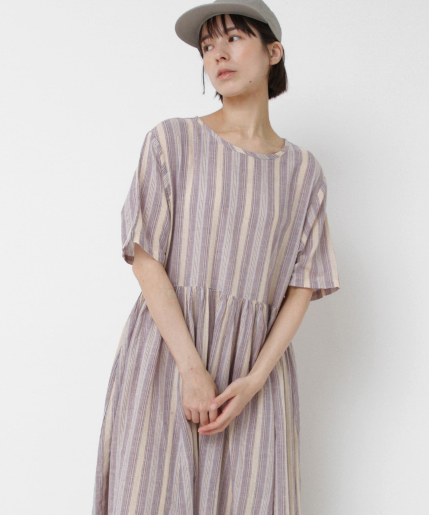 D1678 マルチストライプギャザーワンピ