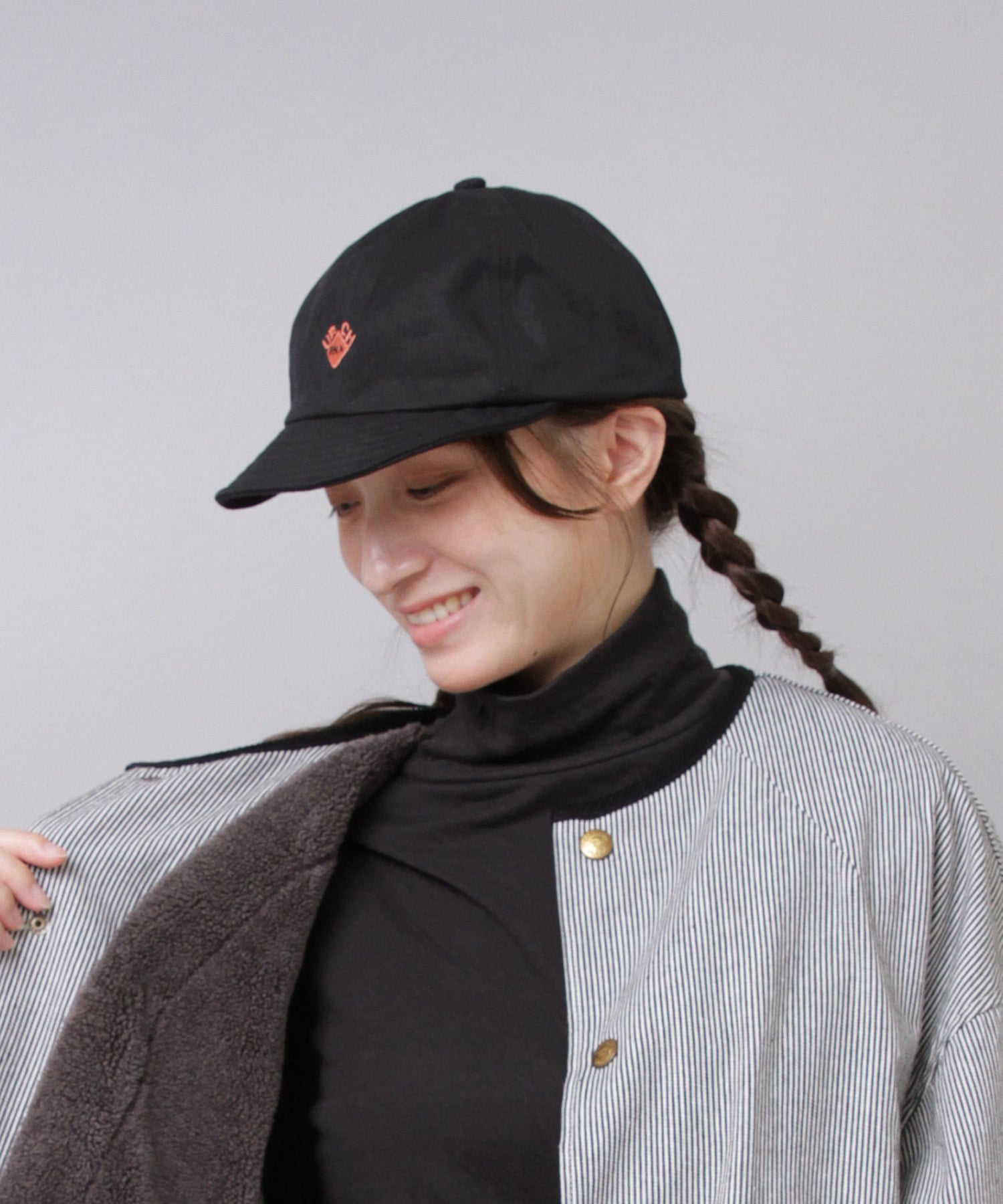 E5042 URCHドロストリングキャップ