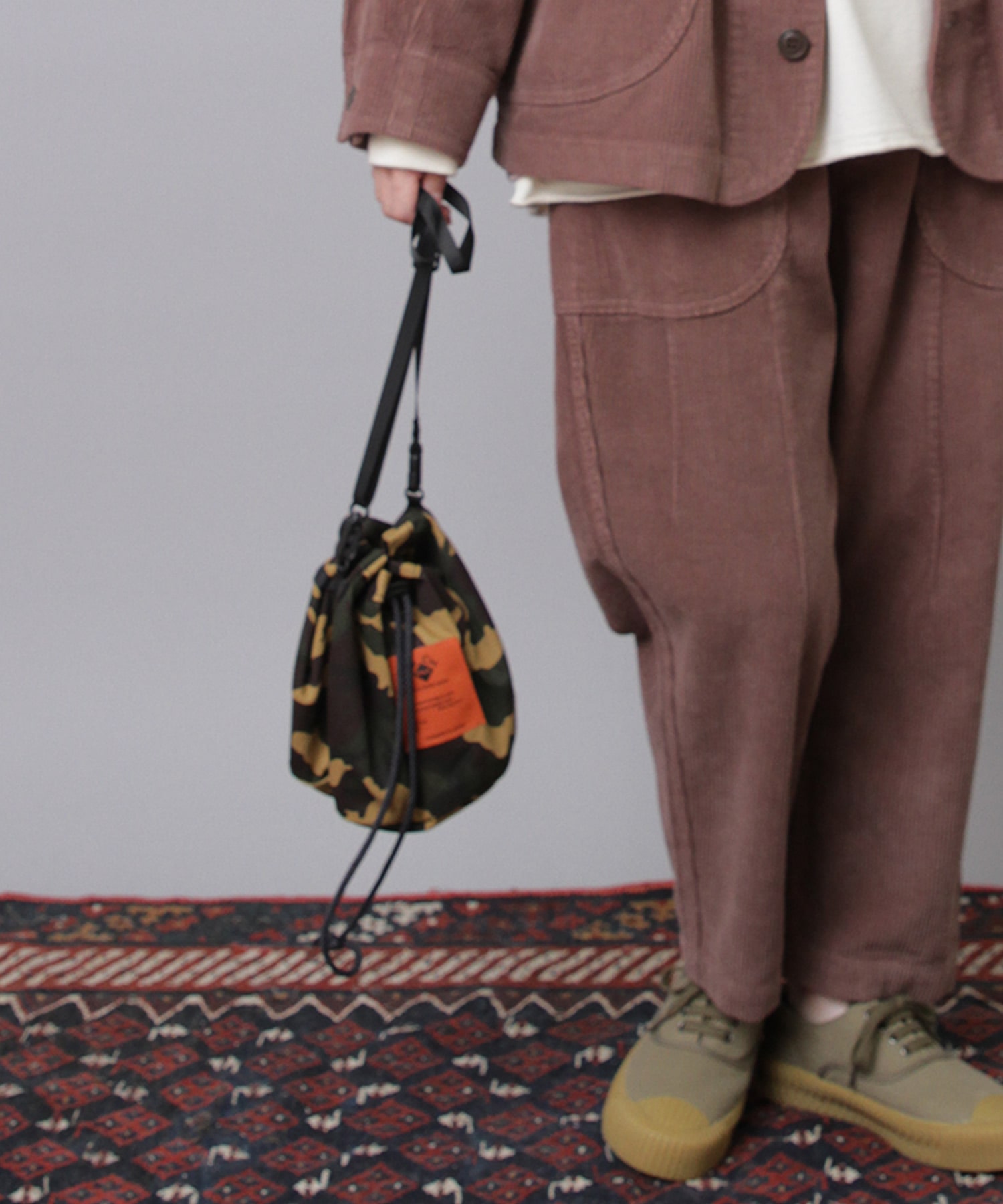 E5043 URCHオニギリサコッシュ