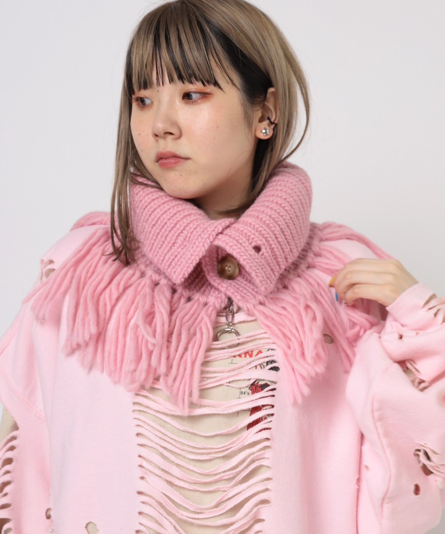 E5046 ローゲージフリンジネックウォーマー