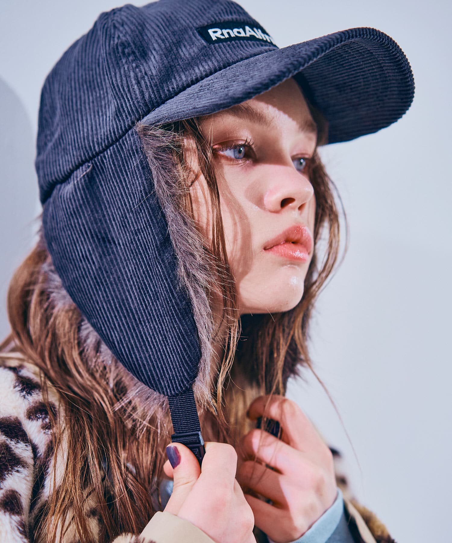 E5179 コーデュロイイヤーフラップCAP