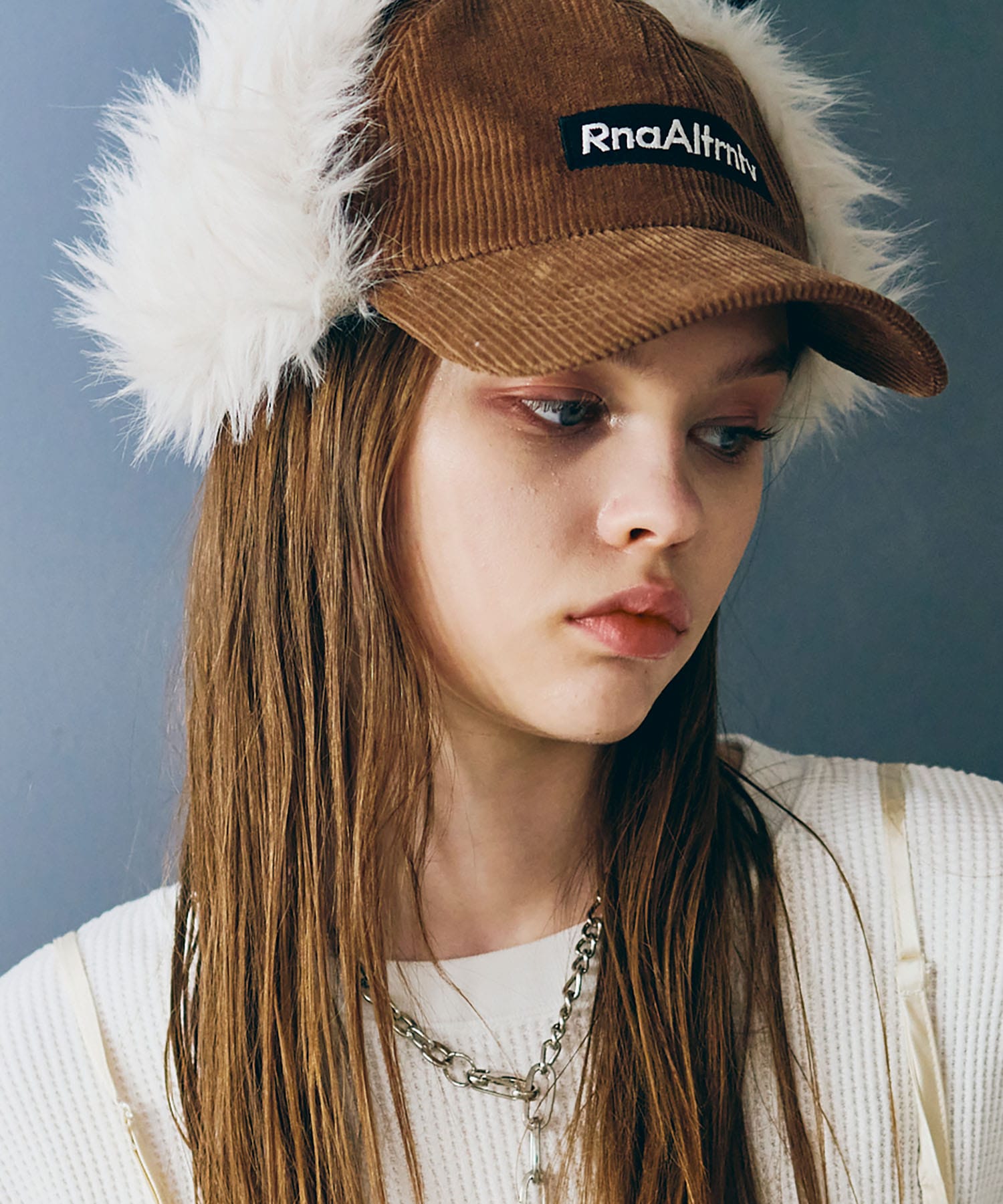 E5179 コーデュロイイヤーフラップCAP