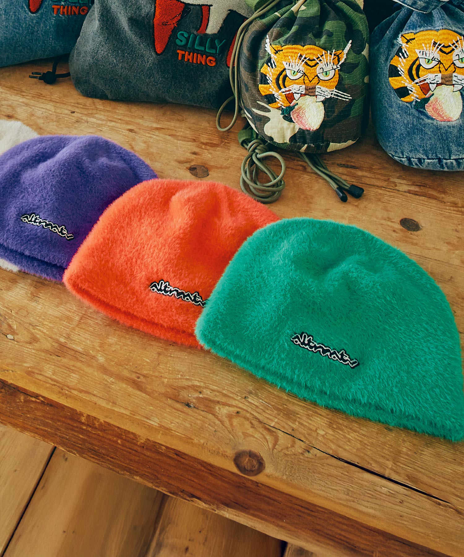 E5188 フェザービーニー