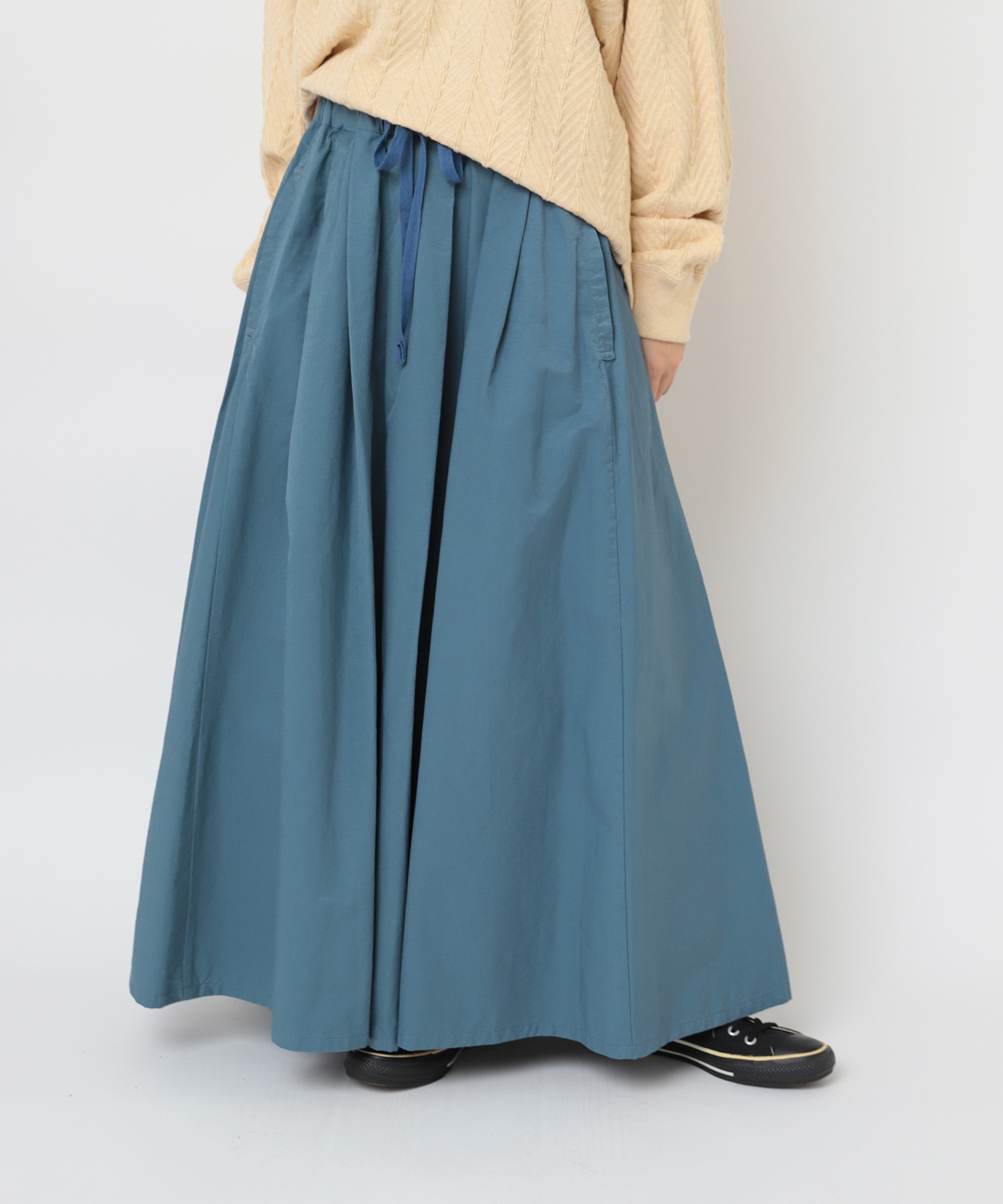 G1073 C/ナイロンのプルオンロングスカート