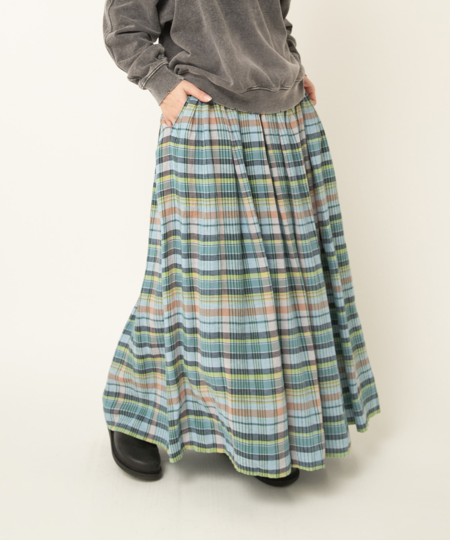 G1092 マドラスチェックタックギャザースカート