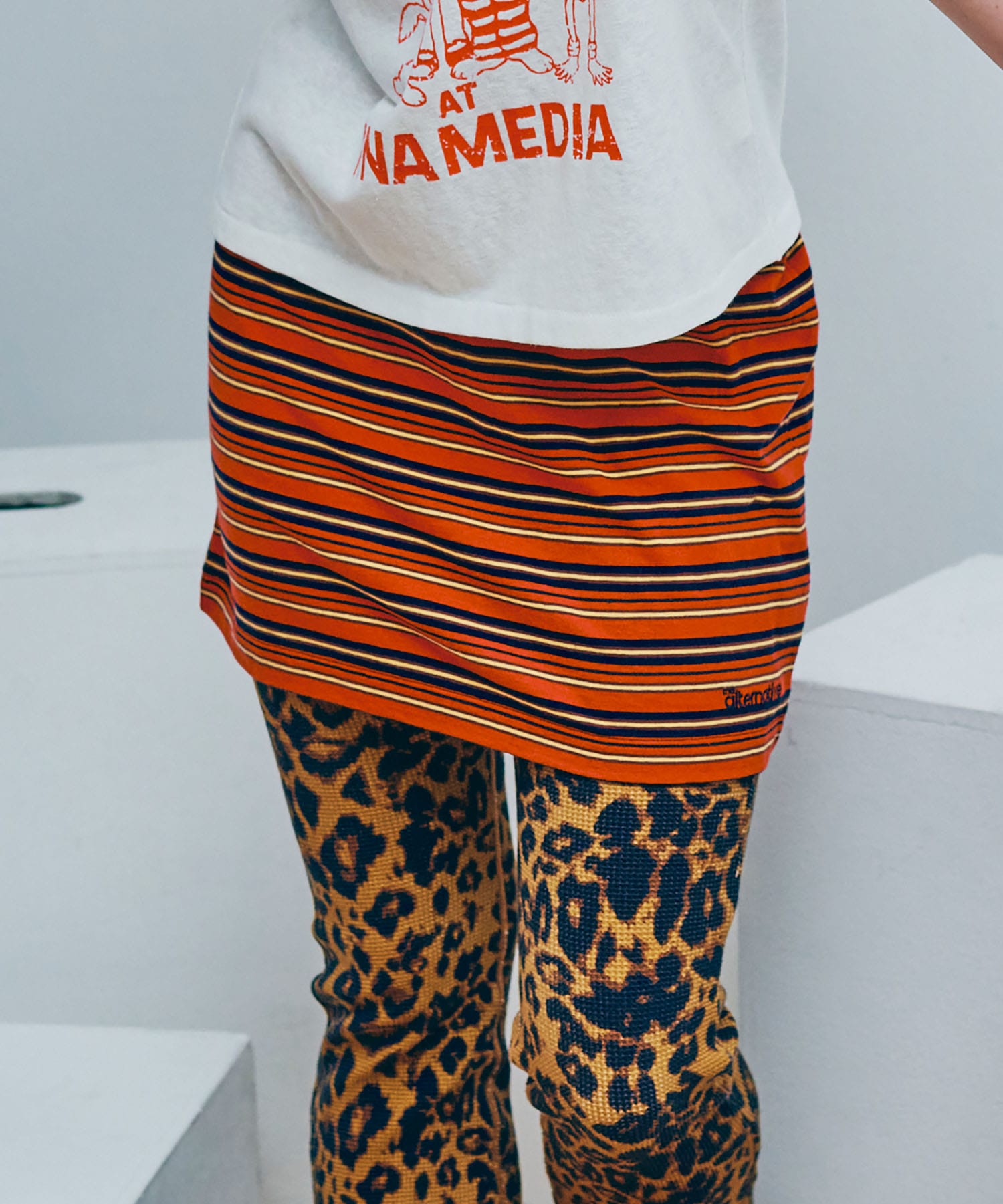 G1105 マルチボーダーレイヤードミニスカート