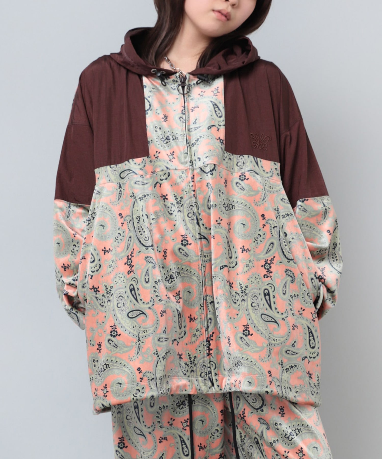 J2091 ペイズリー柄ベロアアノラック