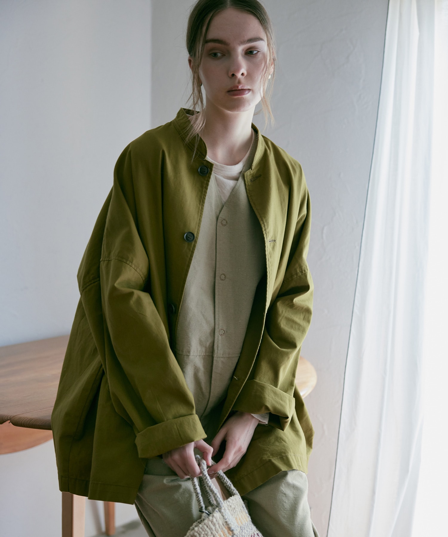 J2144 スタンドカラーロングジャケット