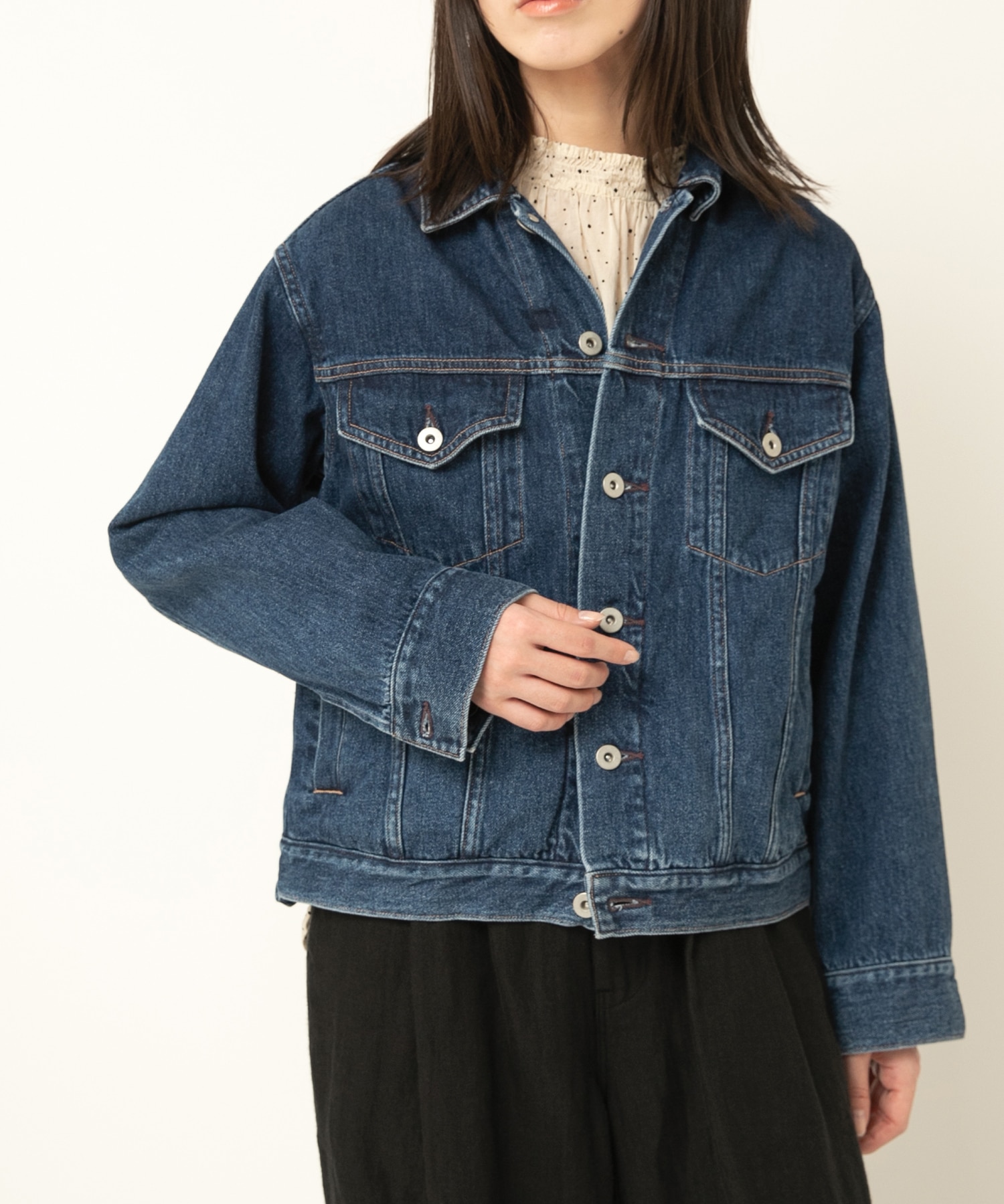 J2147 DENIM TRUCKER JACKET
