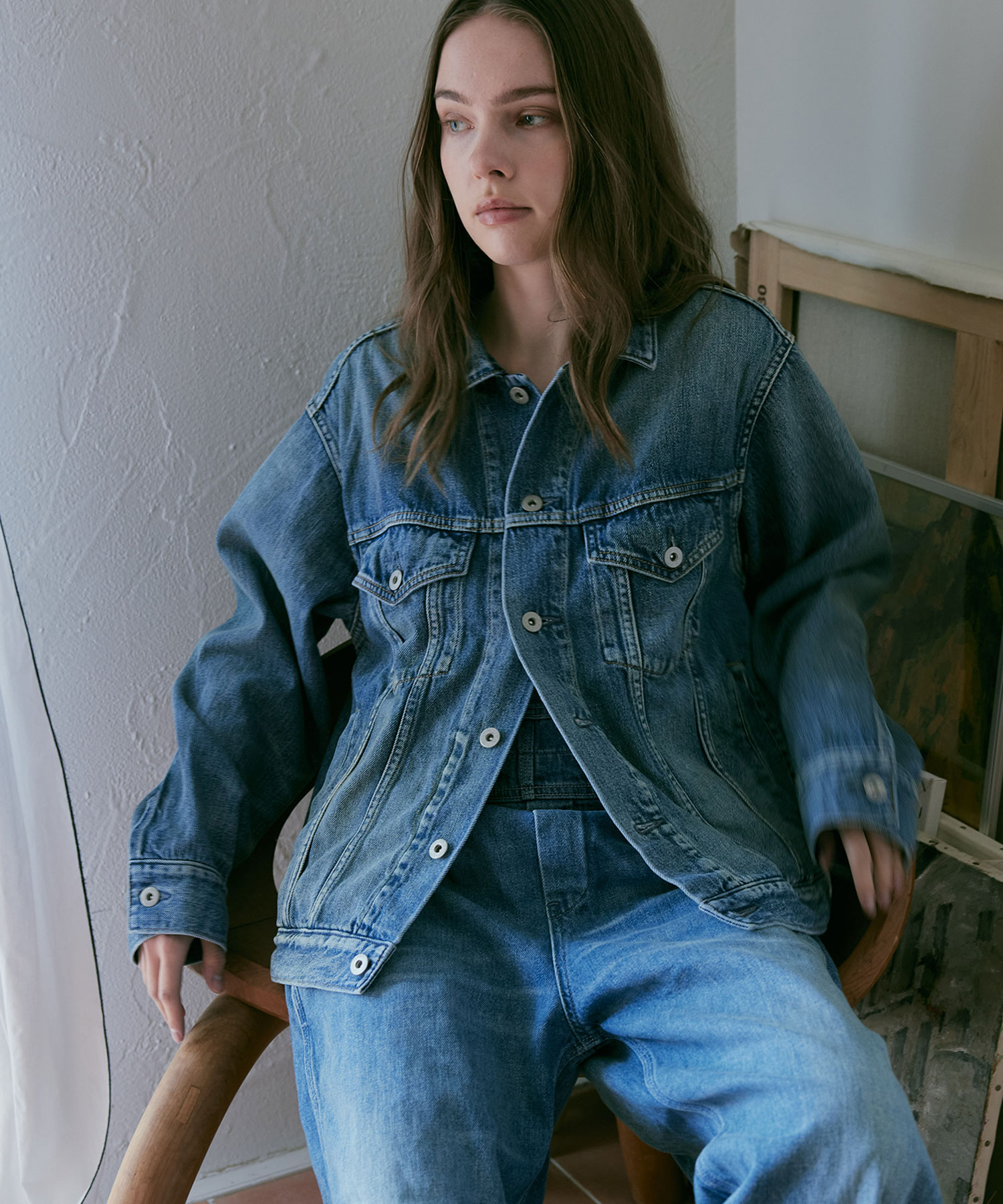 J2147 DENIM TRUCKER JACKET