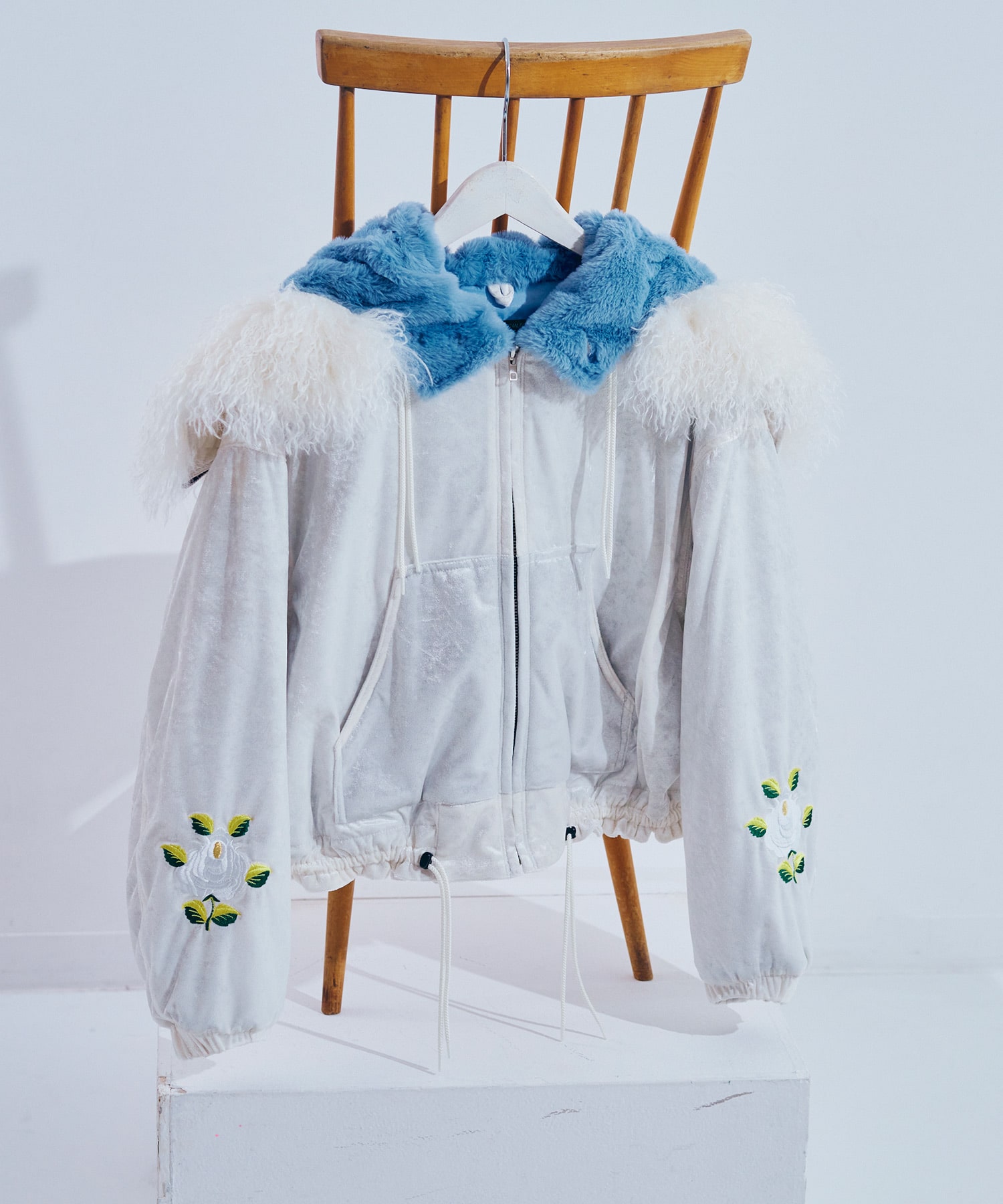 J2170 ベロアフードジャケット