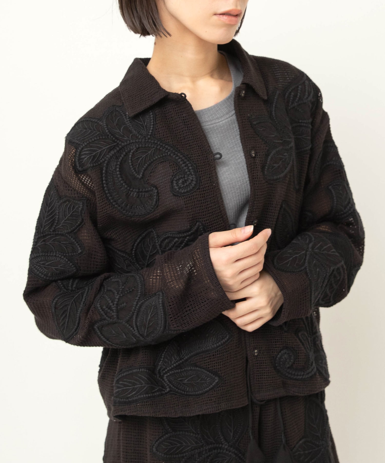 J2174 ボタニカル刺繍メッシュジャケット
