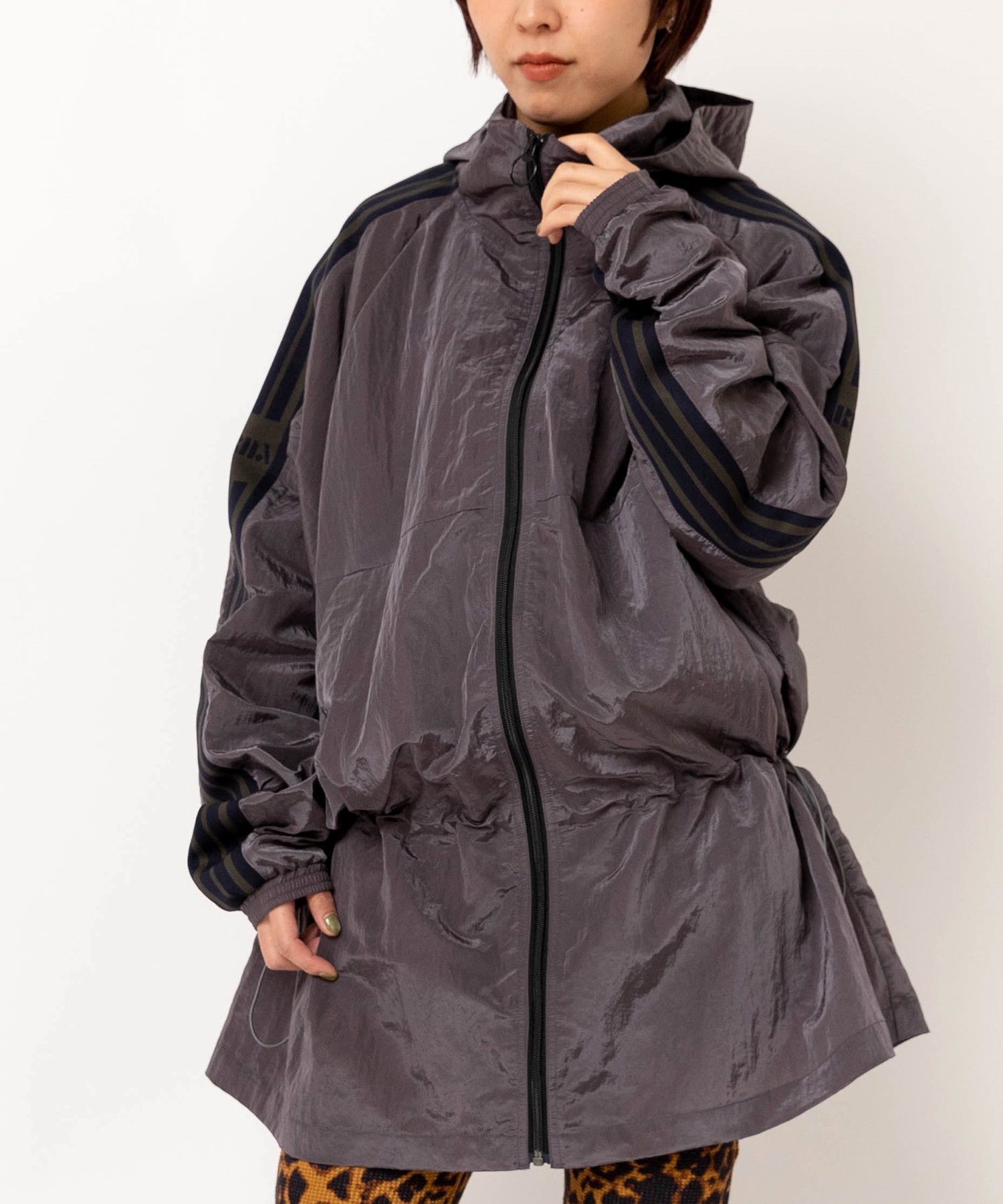 【2月上旬納期】J2177 トラックハーフジャケットコート