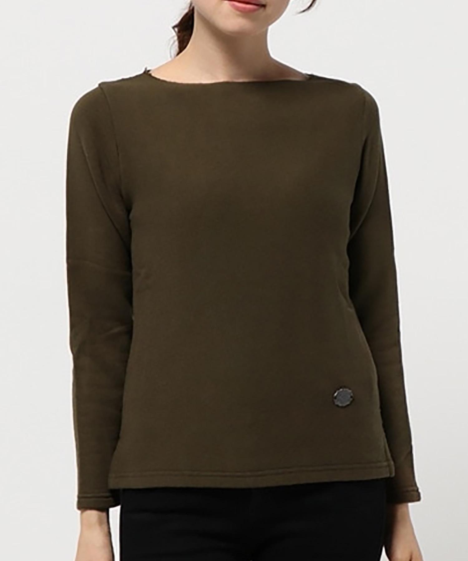 M0597 ふんわり裏毛ボートネックプルオーバー