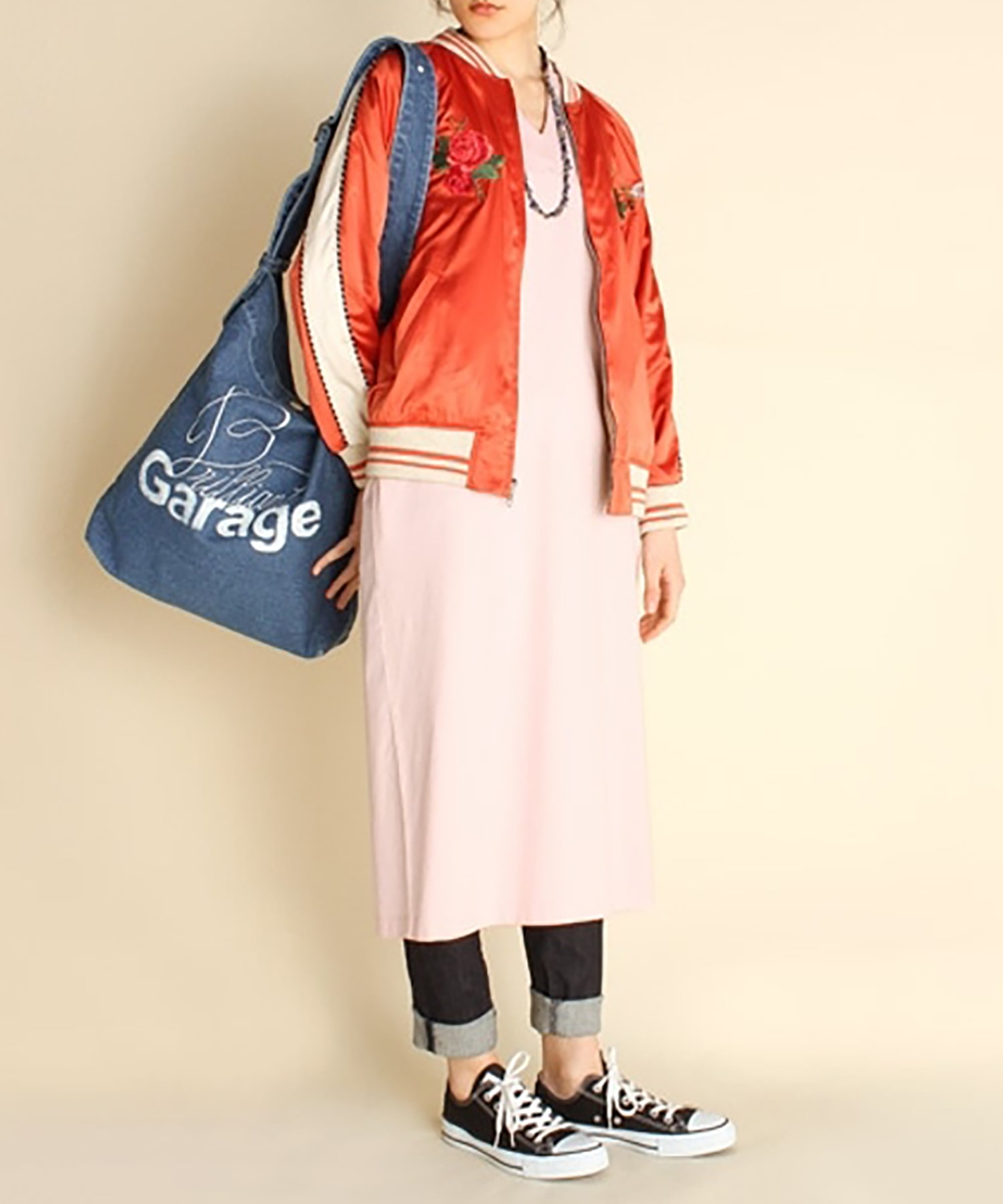 M0654 Vネックロングカットワンピース