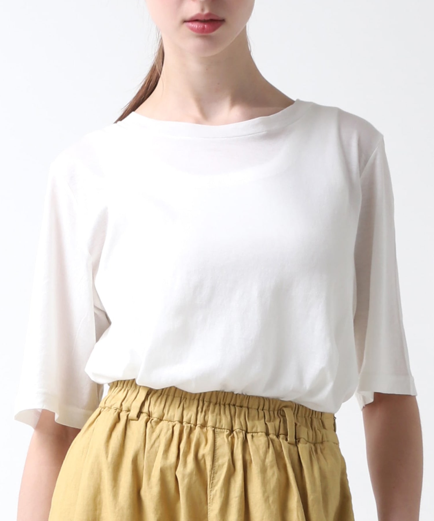 M1411 シアーコットンラウンドヘムTシャツ