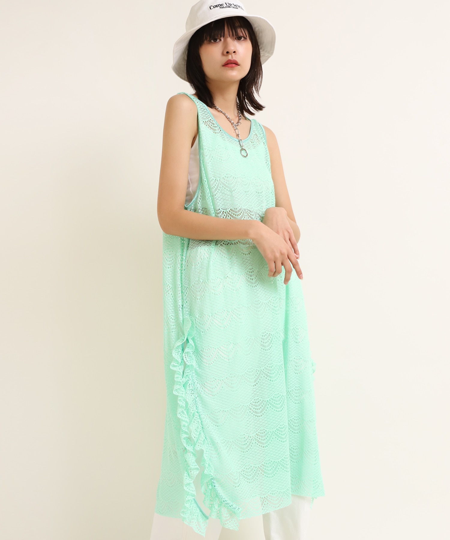 M1650 レースロングワンピース