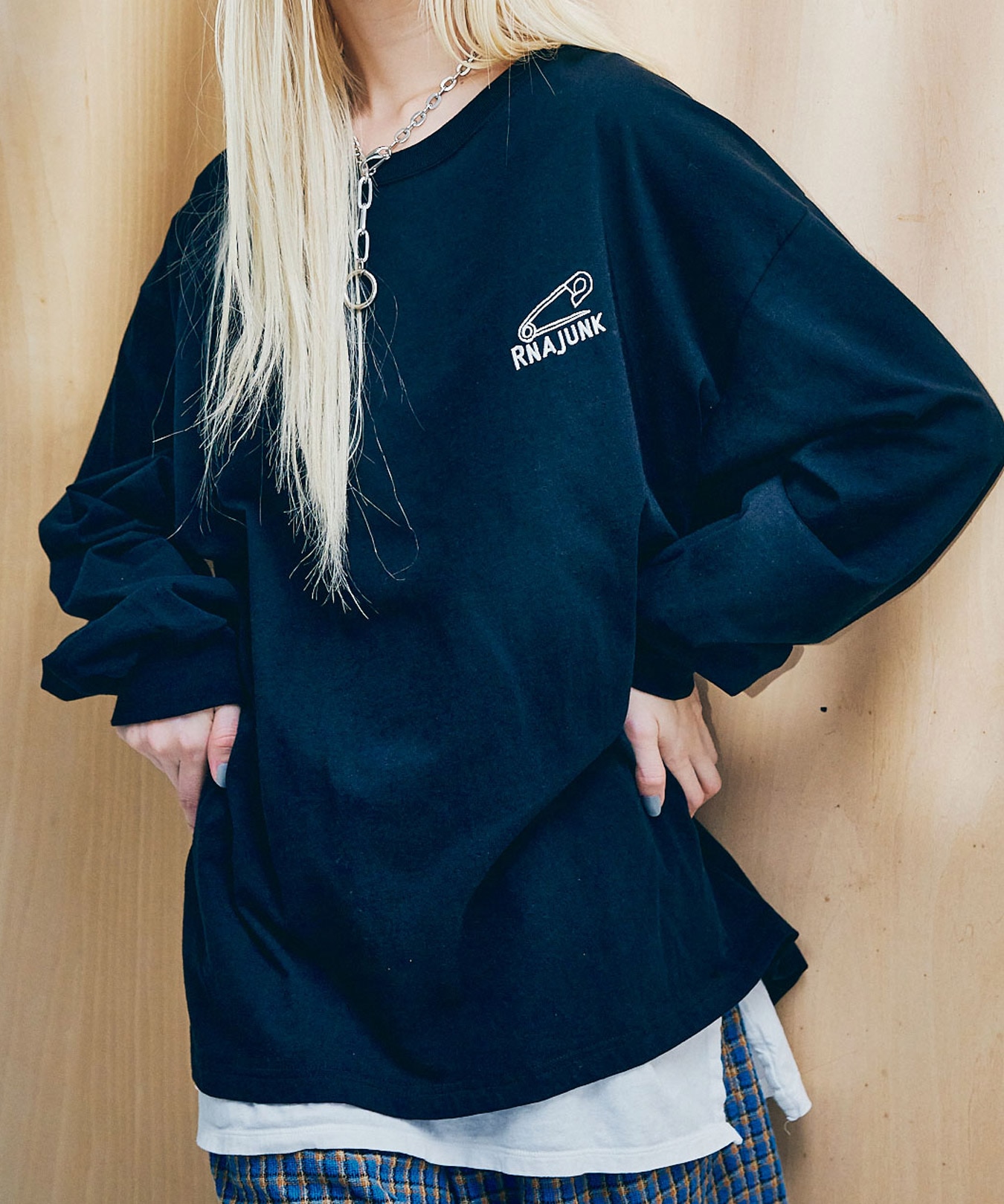 M1823 RNA BIGロングTシャツ