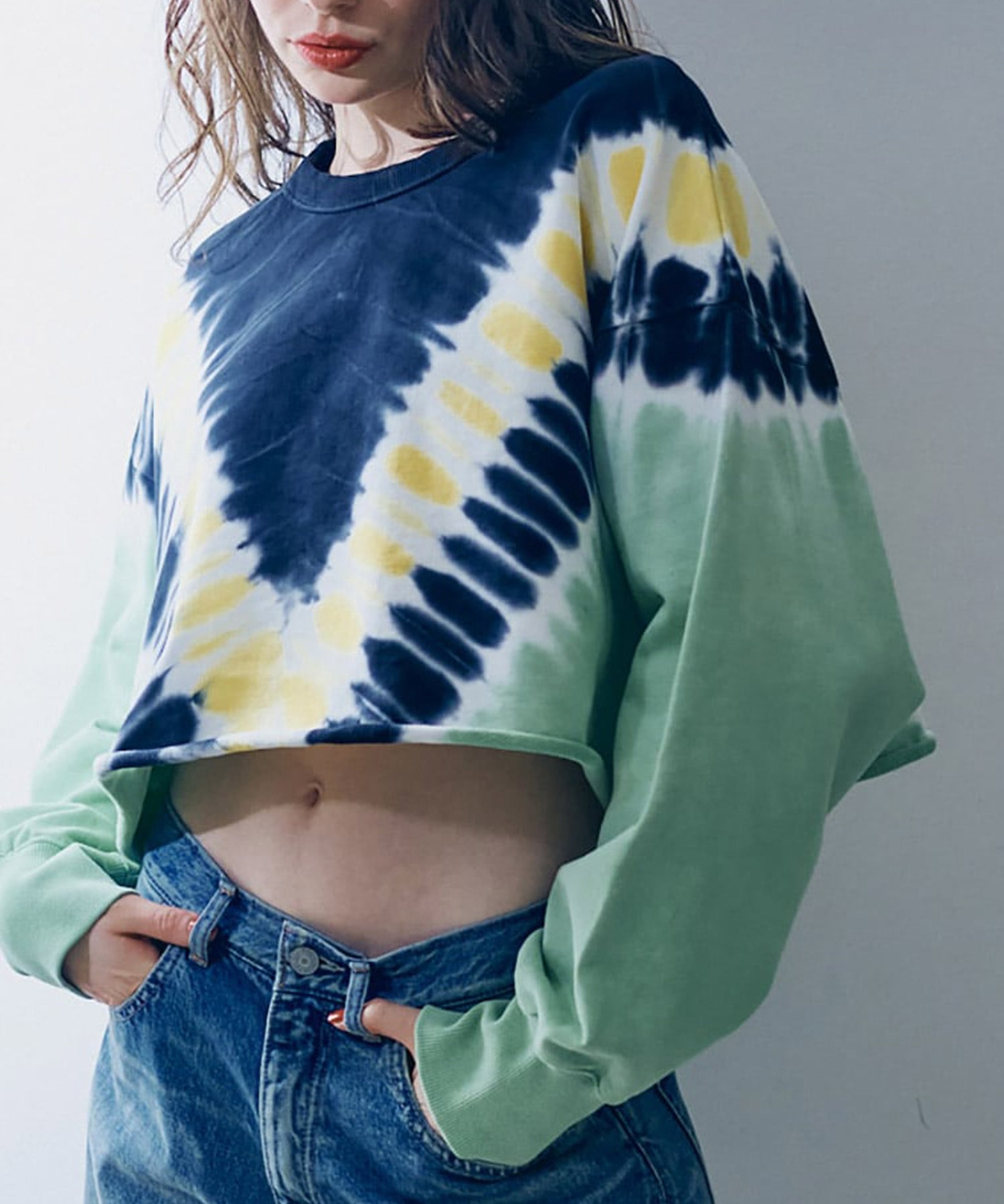 M2389 タイダイショートトレーナー