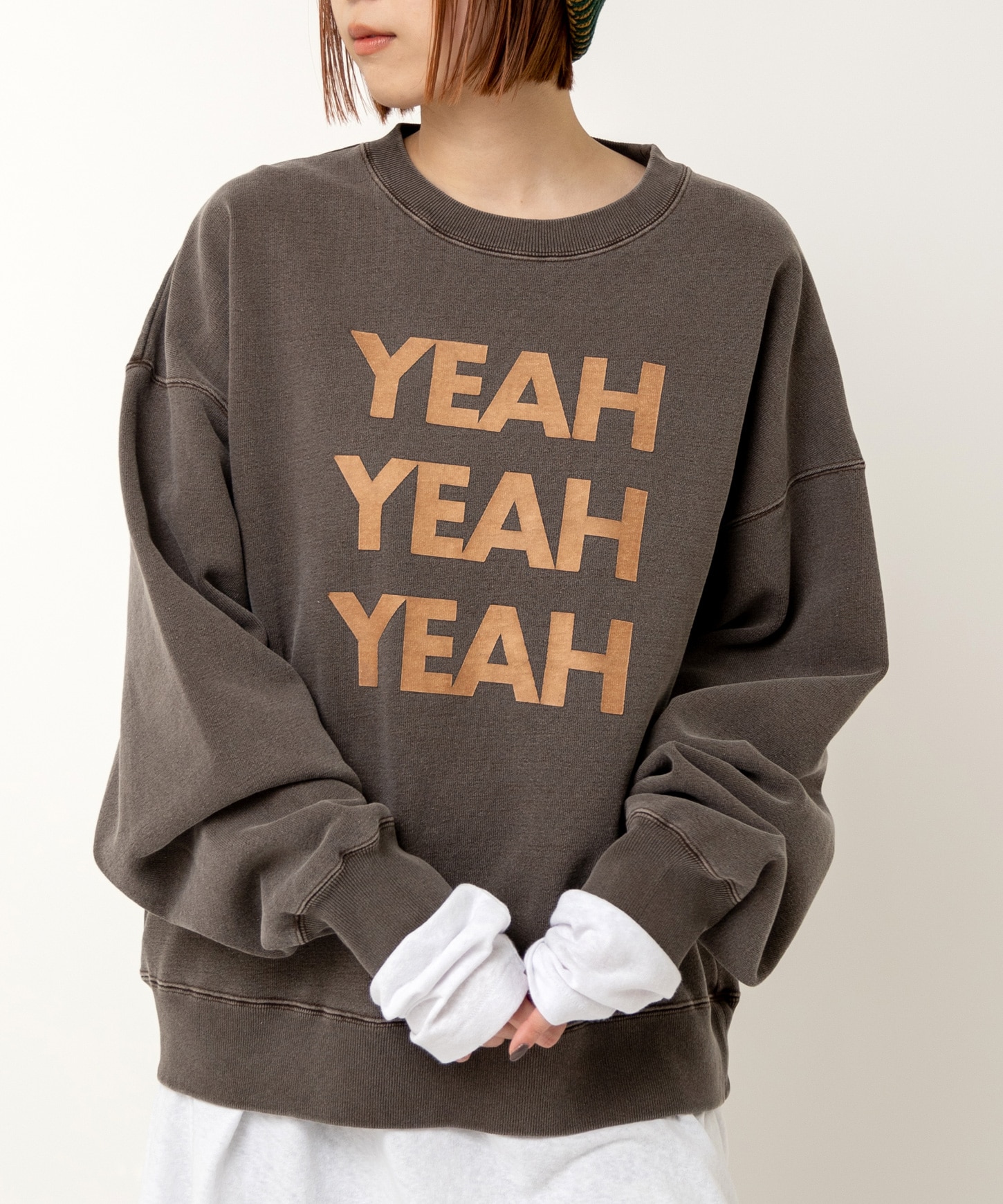 M2492 YEAHピグメントプルオーバー