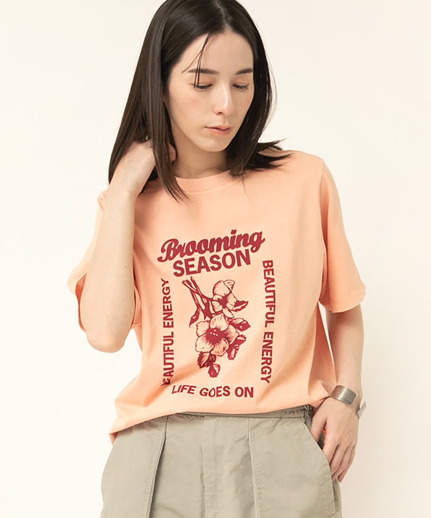 M2498 フラワープリントピグメントＴ