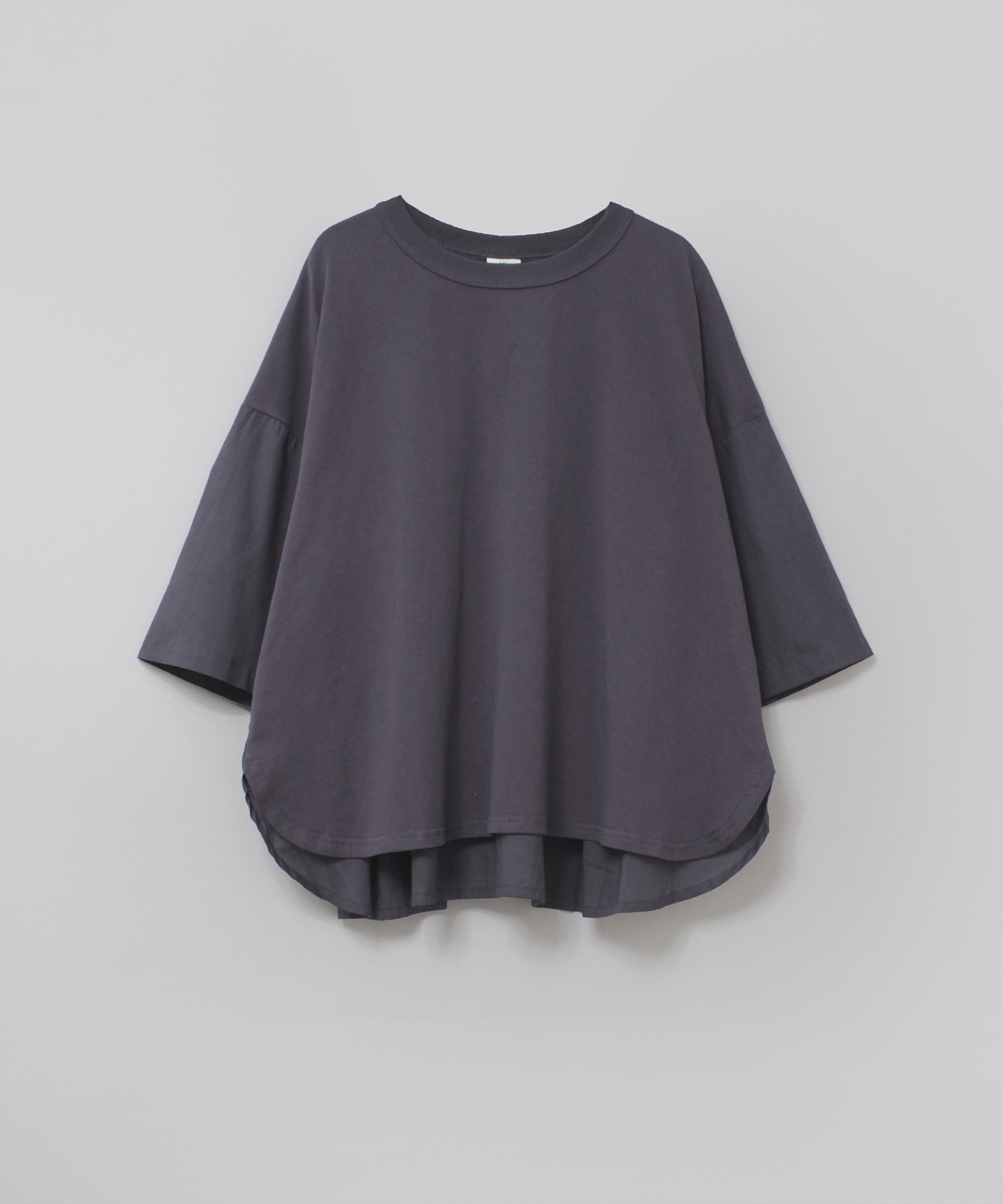 M2507 バックギャザーデザインプルオーバー