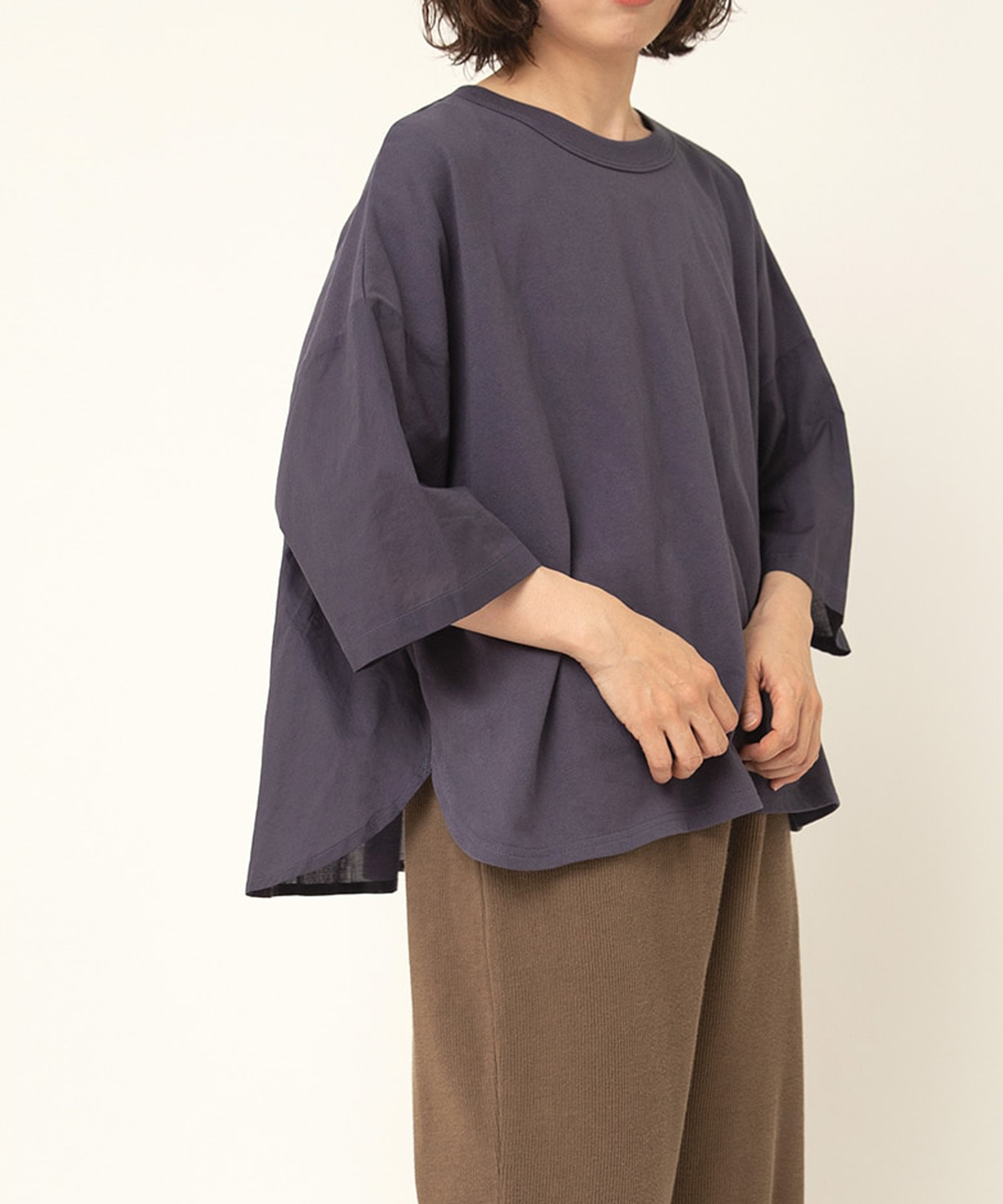 M2507 バックギャザーデザインプルオーバー