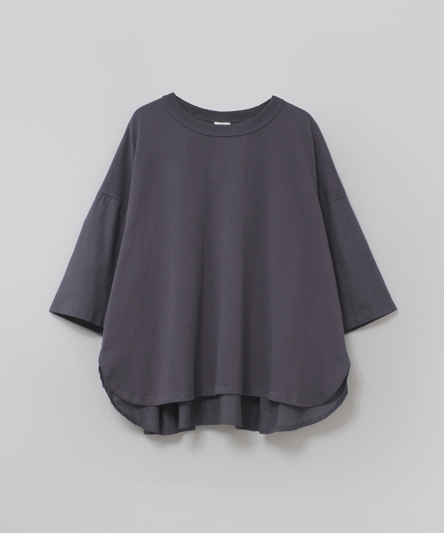 M2507 バックギャザーデザインプルオーバー