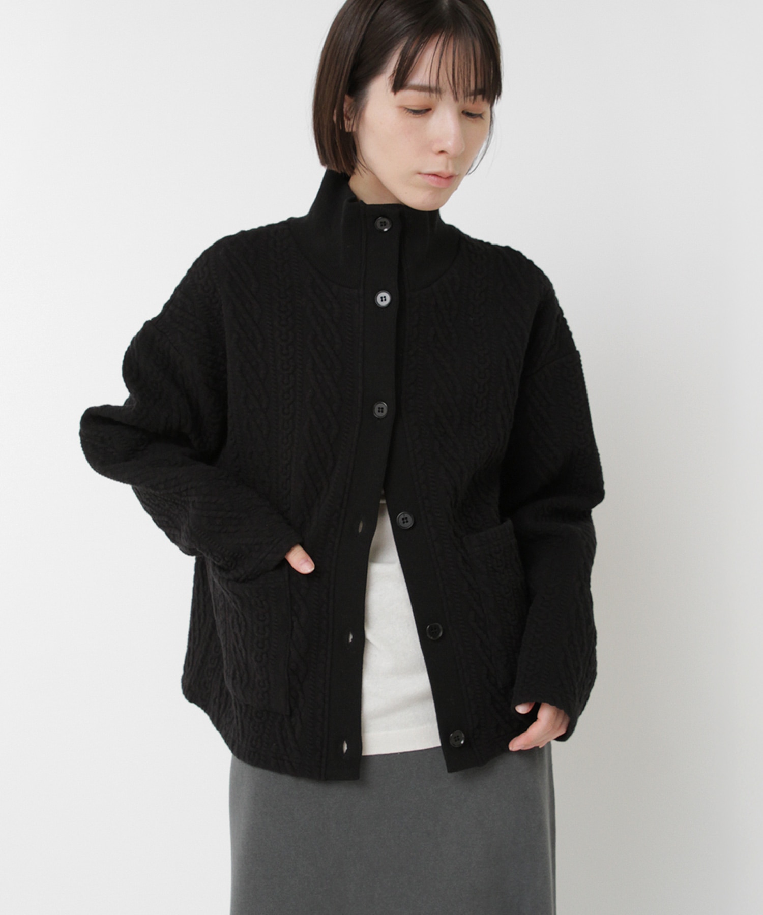 M2546 アラン柄キルトタートルカーディガン