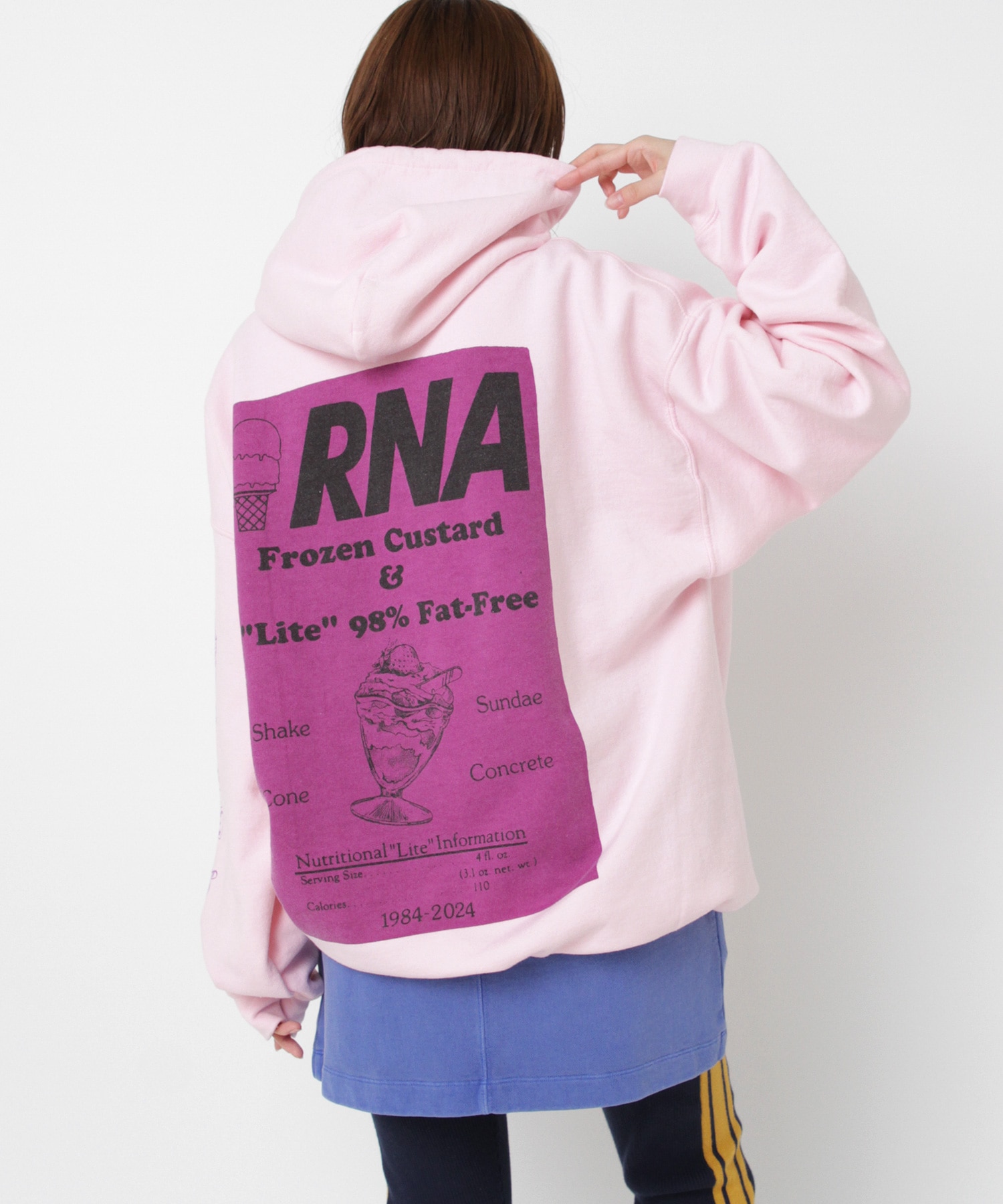 M2580 スクエアロゴパーカー