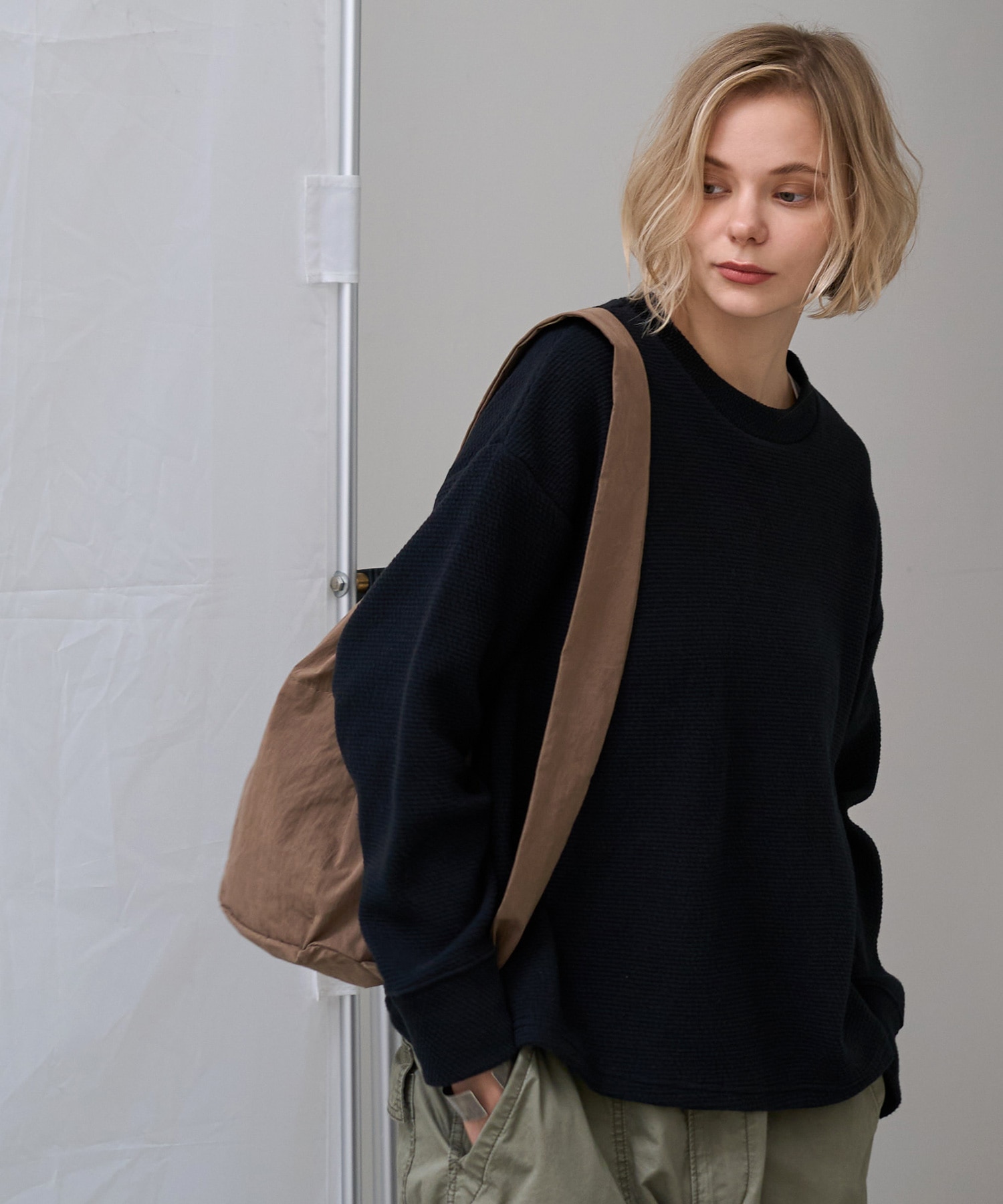 M2602 W Faceプルオーバー