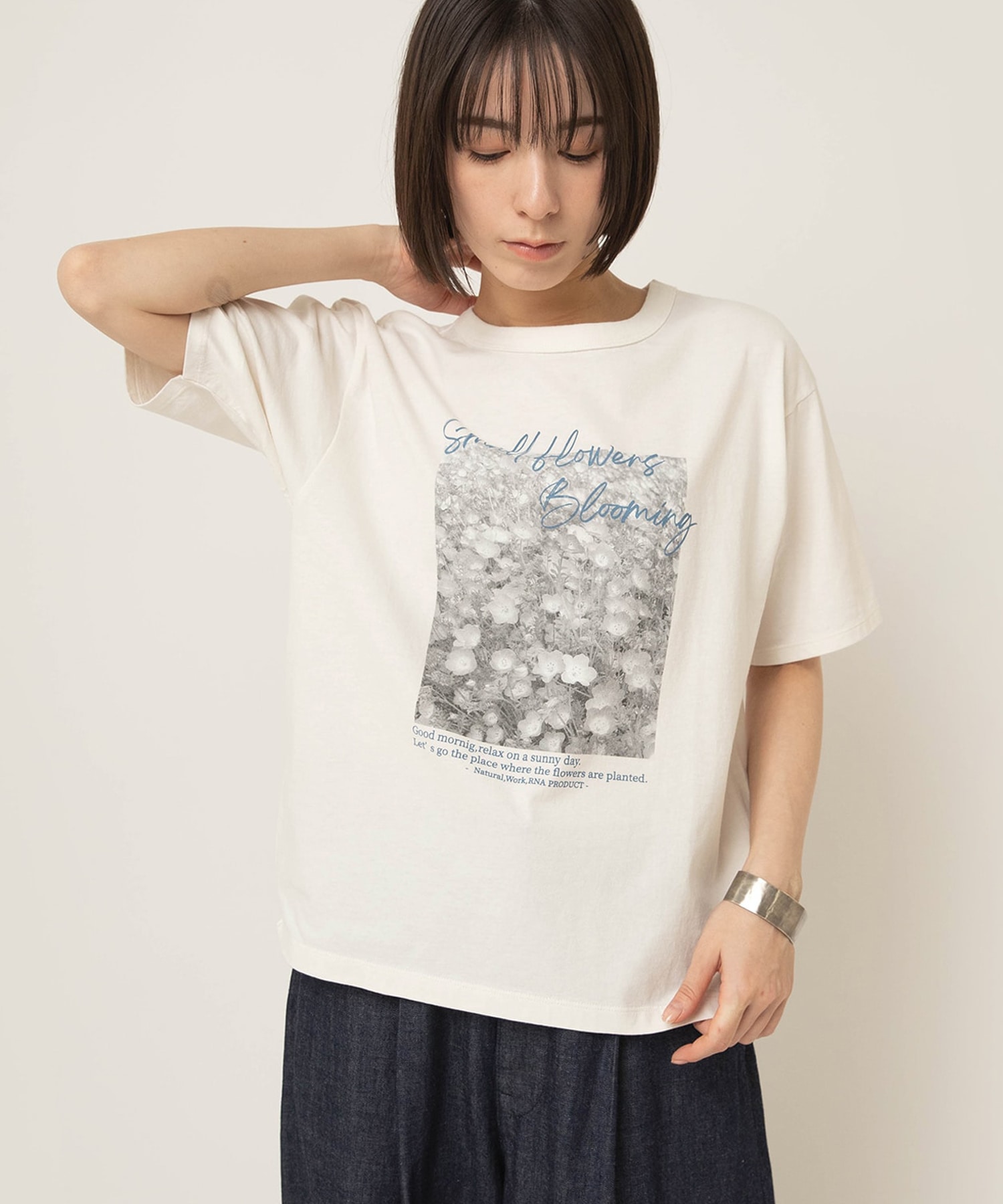 M2648 small flower フォトT