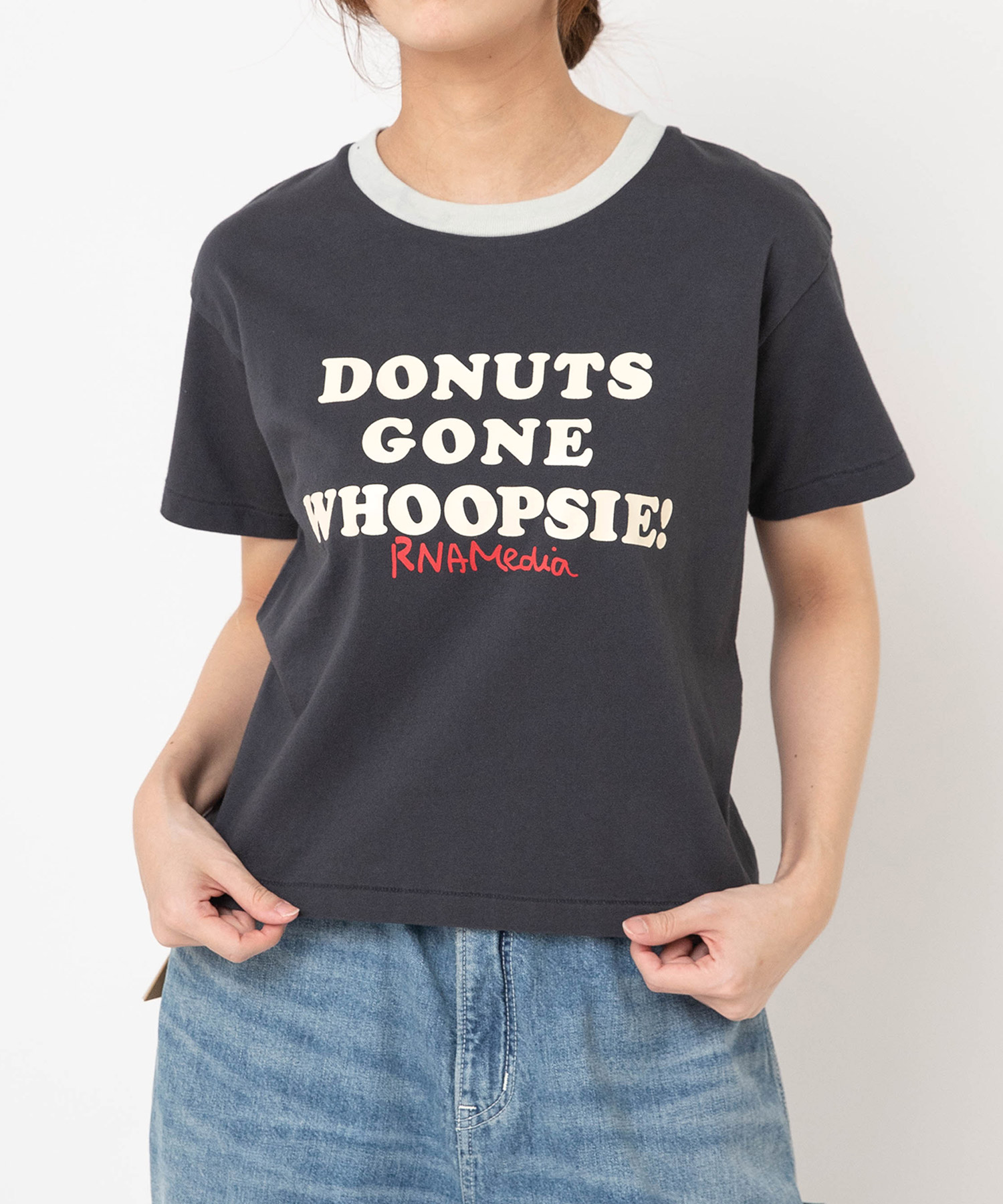 M2691 DONUTSロゴクレリックミニT