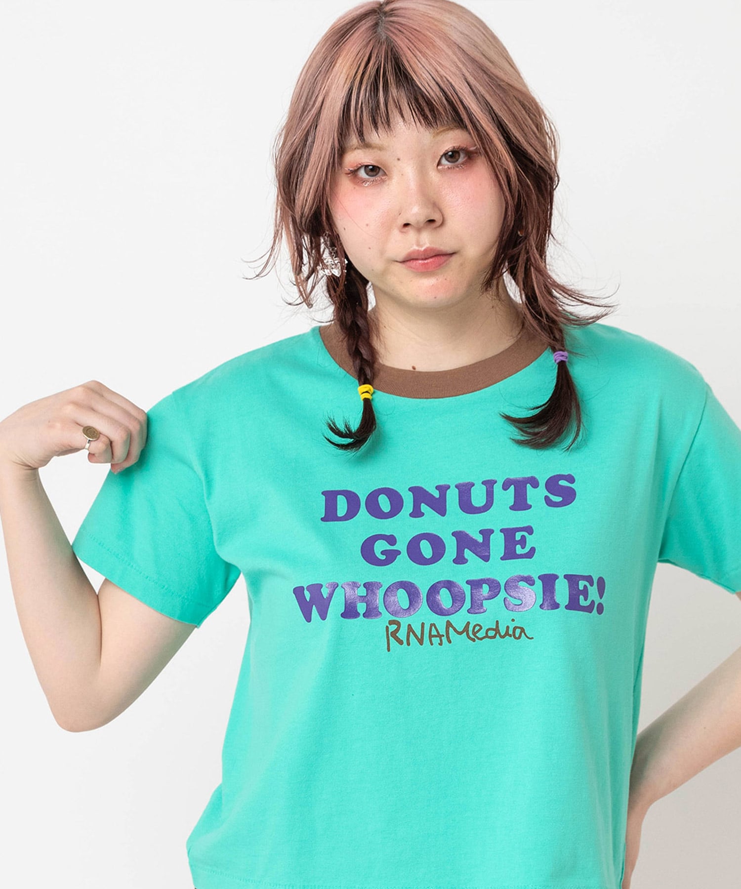 M2691 DONUTSロゴクレリックミニT