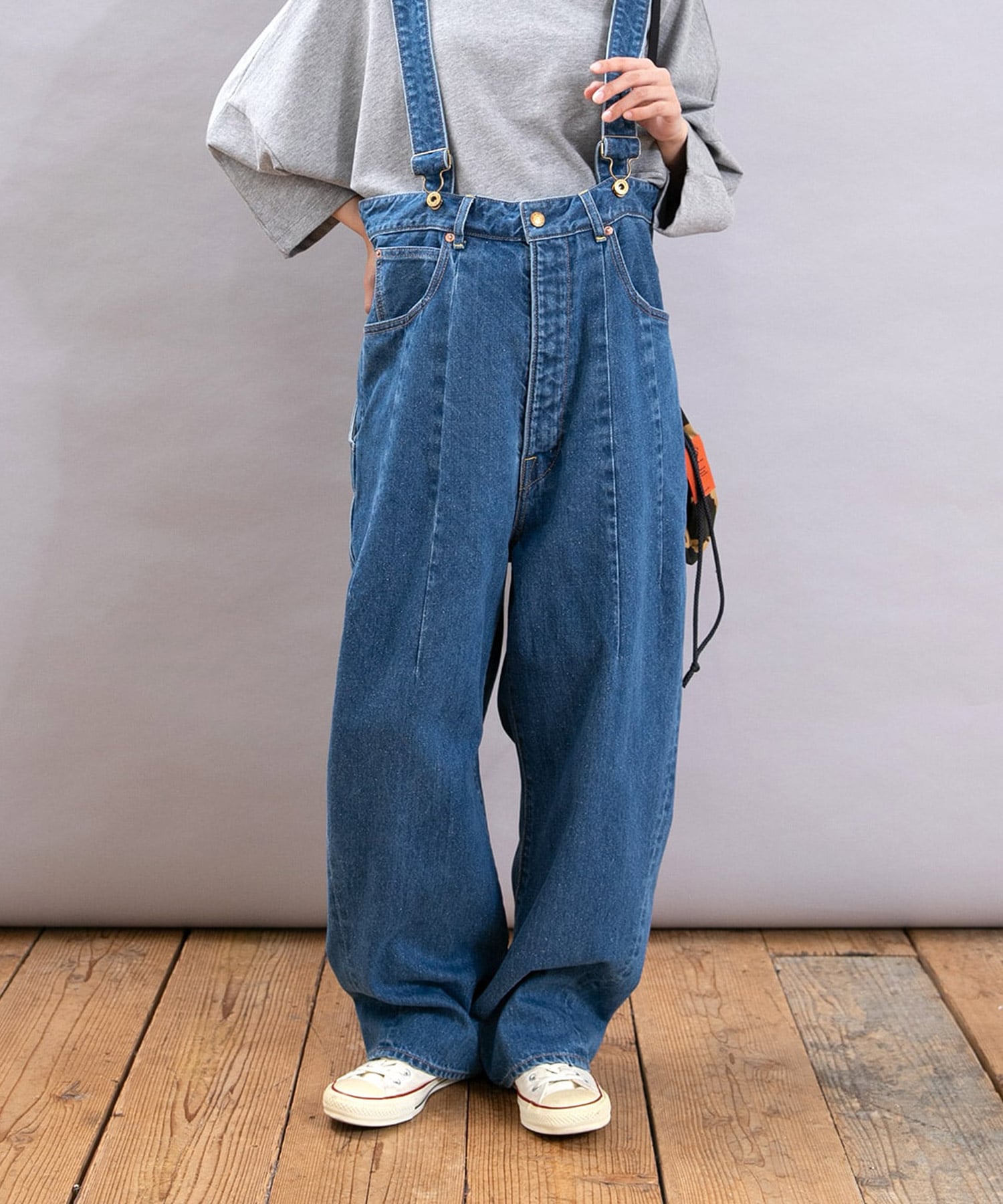 O0744 サスペンダーハイクパンツ