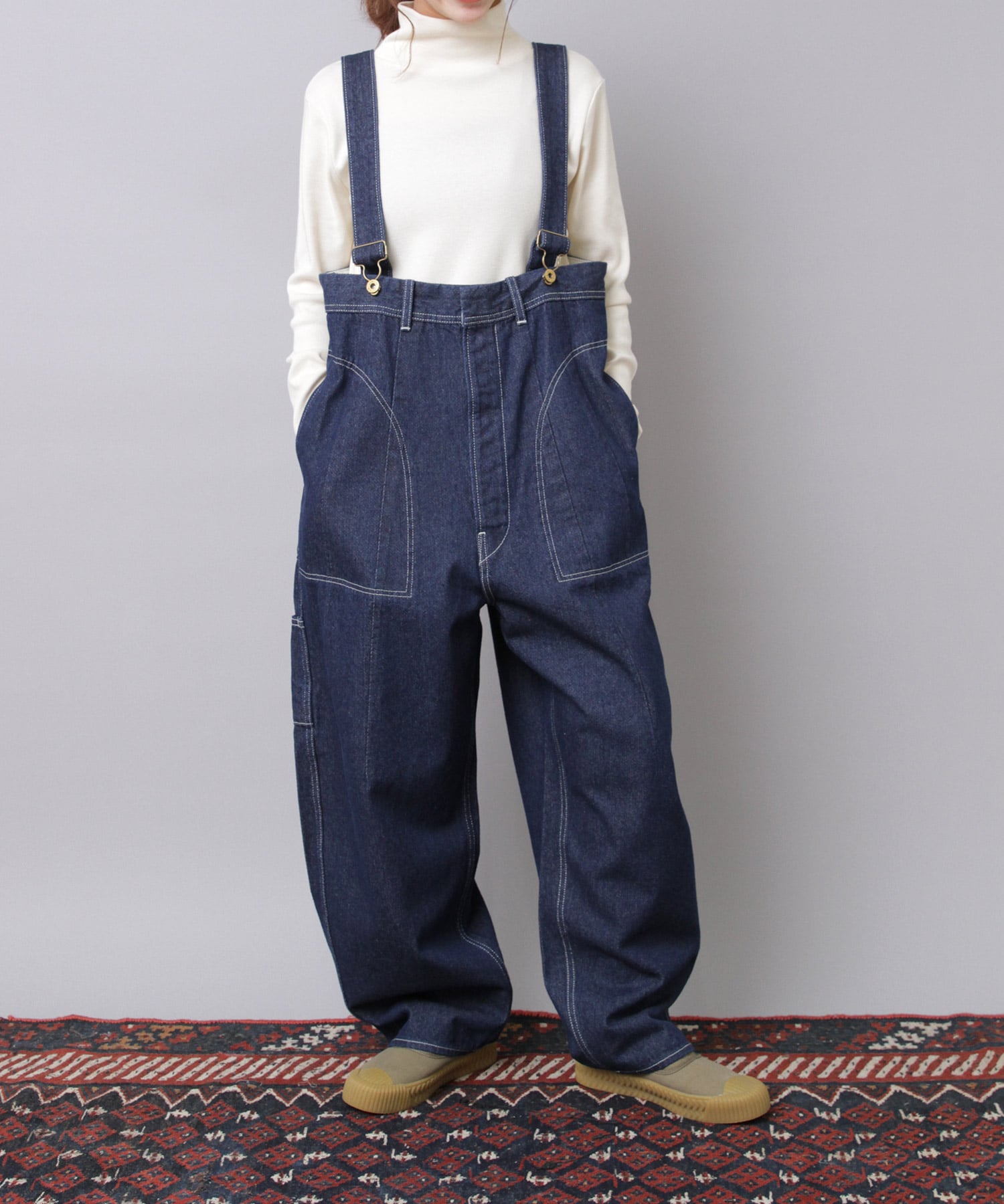O0747 カルゼデニムのサスペンダーパンツ