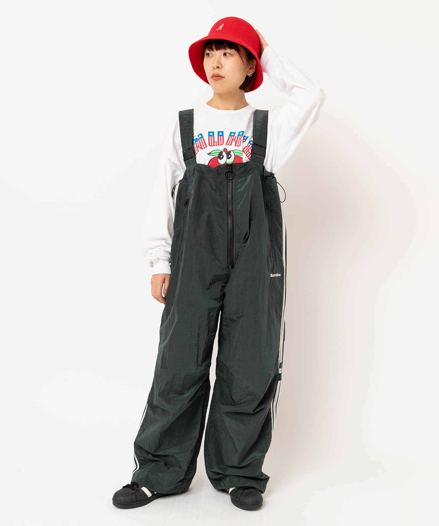 O0752 ナイロントラックオーバーオール