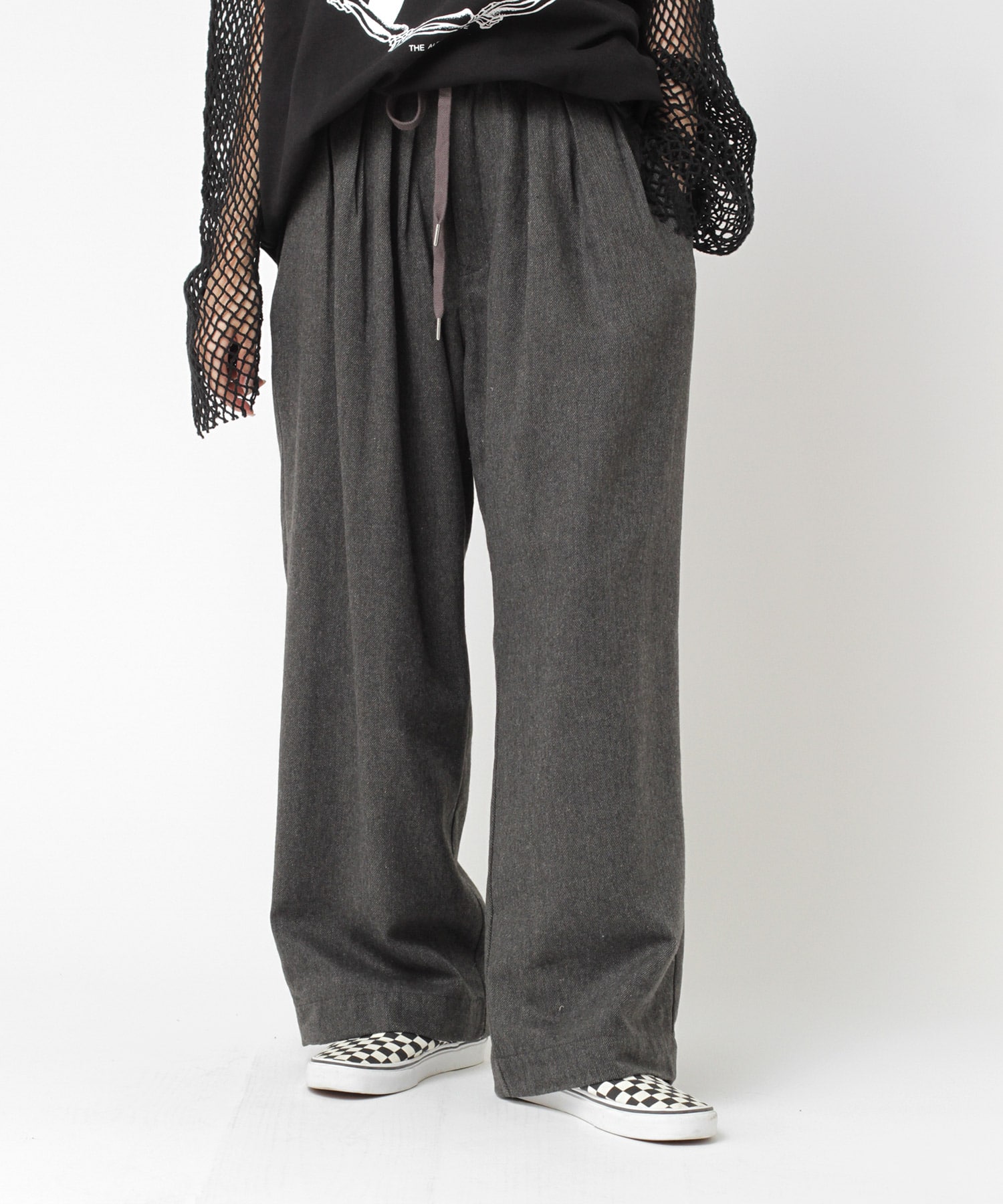 R3671 サイドベルトタックパンツ